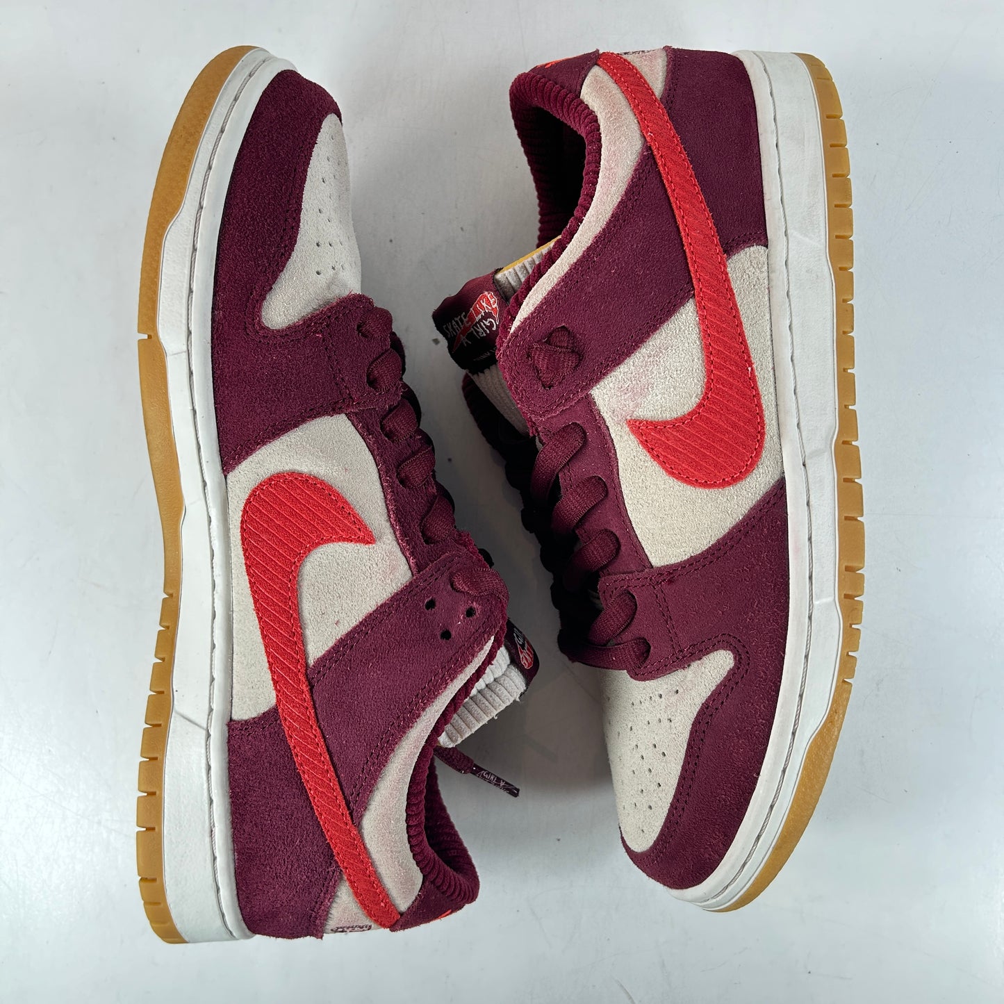 DX4589 600 Nike SB Dunk Low Skate Like A Girl [USED] - 10 M (Used)