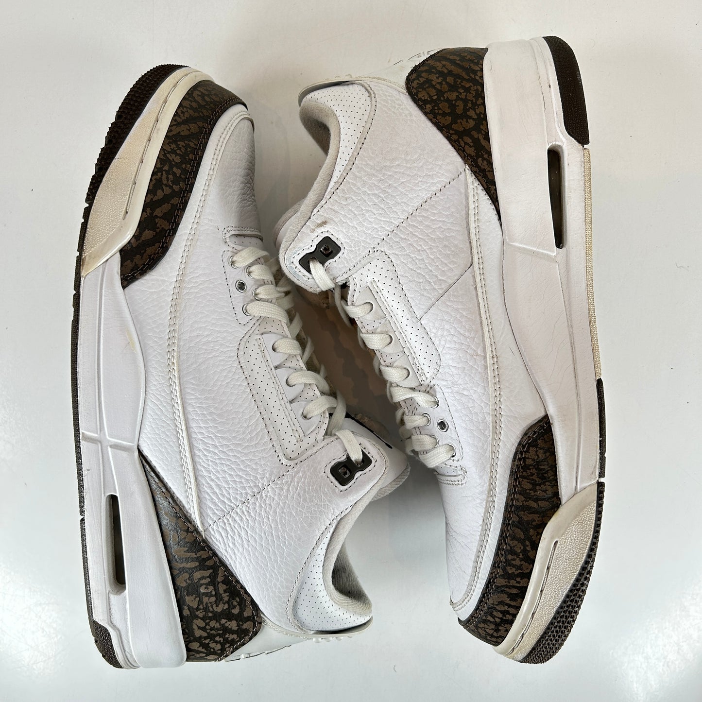136064 122 Jordan 3 Mocha [USED] - 10 M (Used) (Replace Box)
