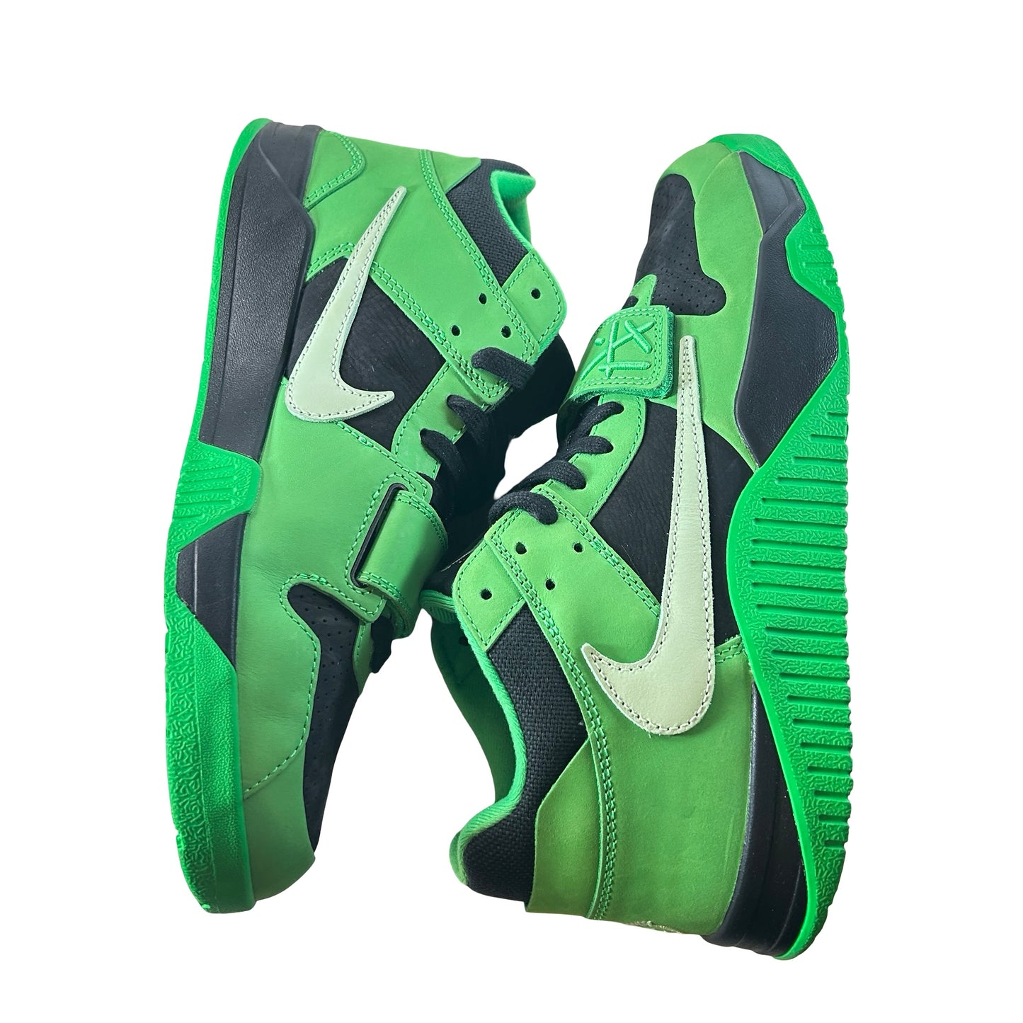 IM9113 300 Jordan CJ1 T-Rexx Travis Scott Green Spark [USED] - 11 M (Used)