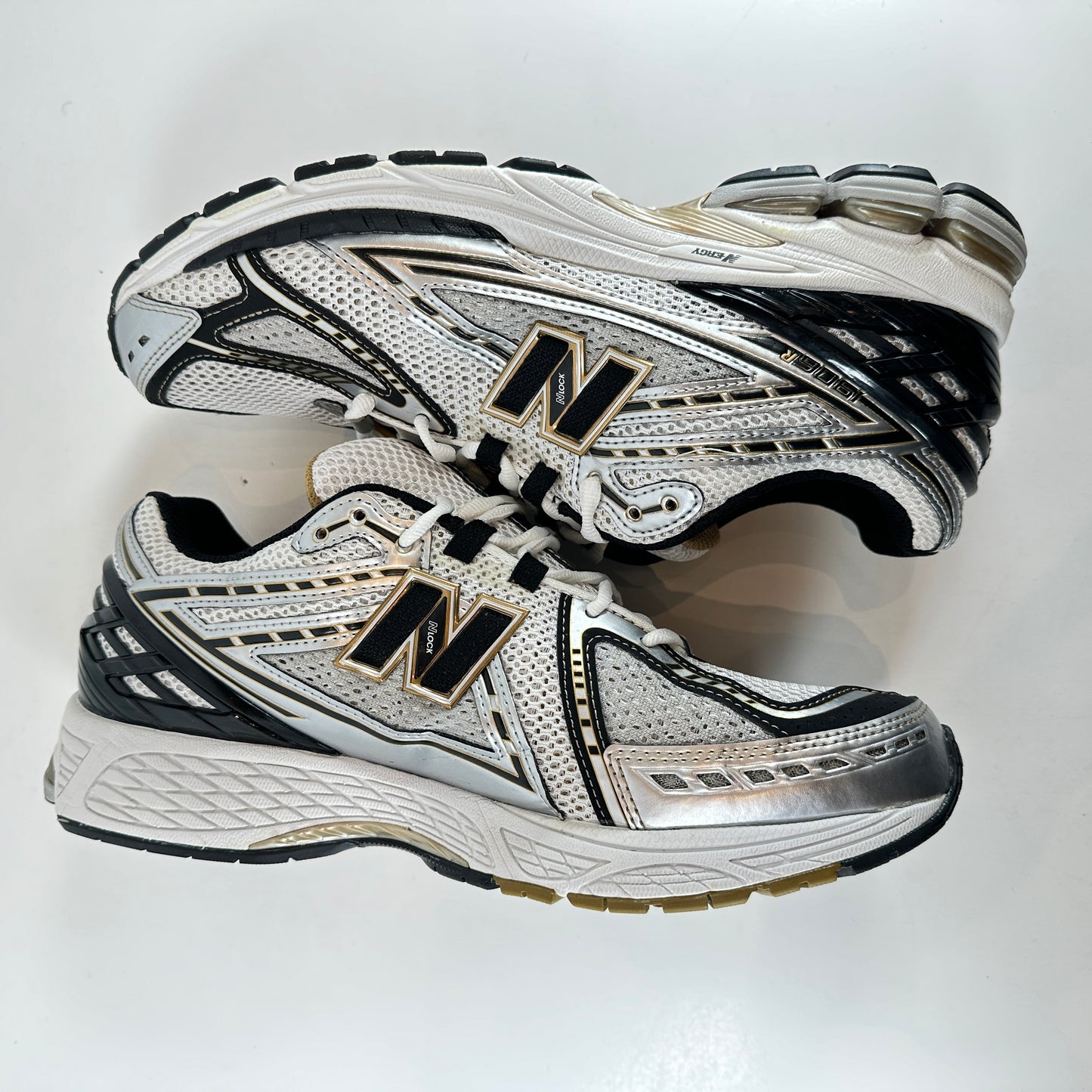 M1906RA New Balance 1906R White Metallic Gold [USED] - 12 M (VNDS)