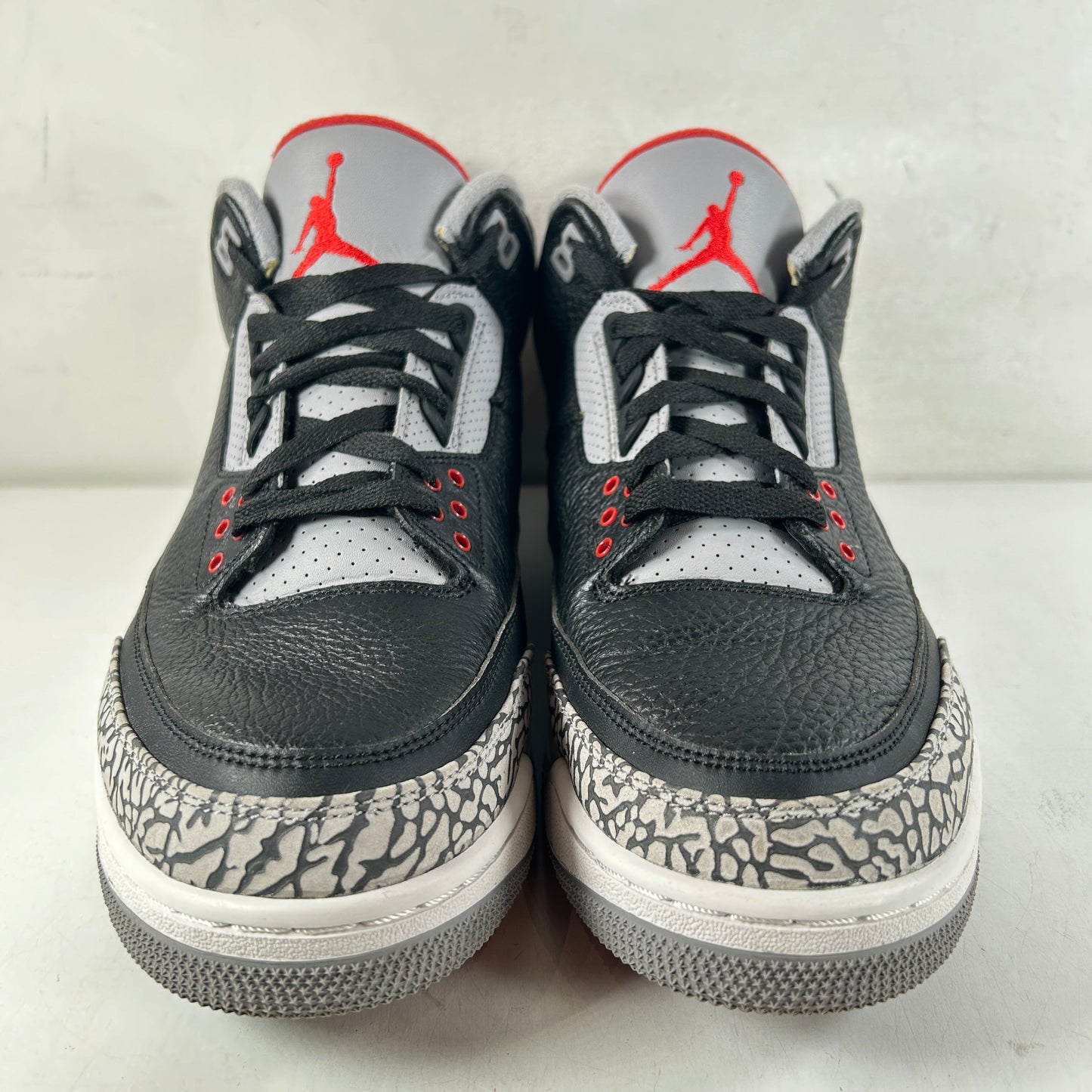 854262 001 Jordan 3 Black Cement 2018 [USED] - 11.5 M (Used3)