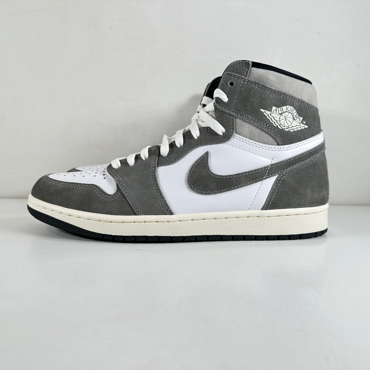 DZ5485 051 Jordan 1 Retro High OG Washed Black [USED] - 11 M (VNDS)