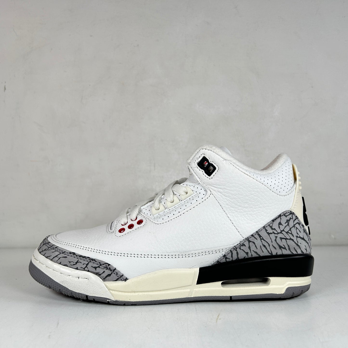 DM0967 100 Jordan 3 Retro White Cement Reimagined (GS) [USED] - 5 Y (Used2)