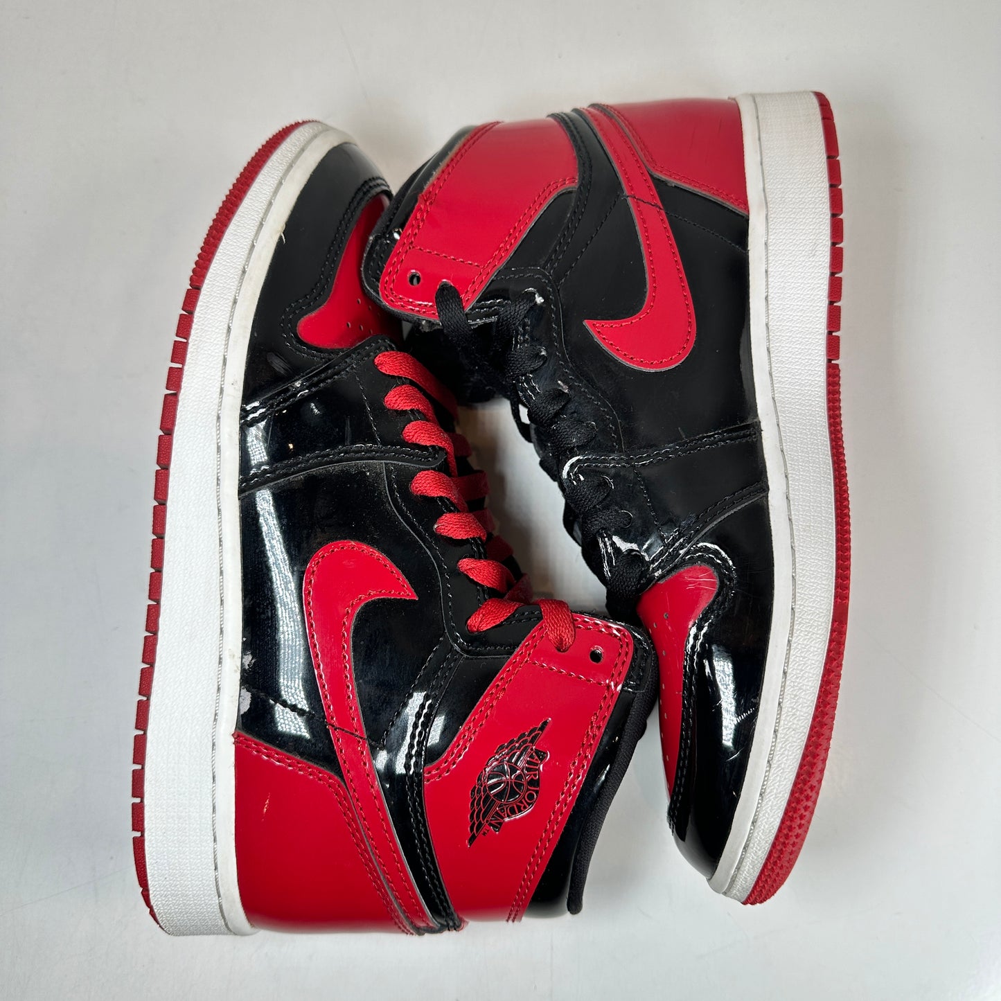 575441 063 Jordan 1 Retro High OG Patent Bred (GS) [USED] - 5.5 Y (Used)