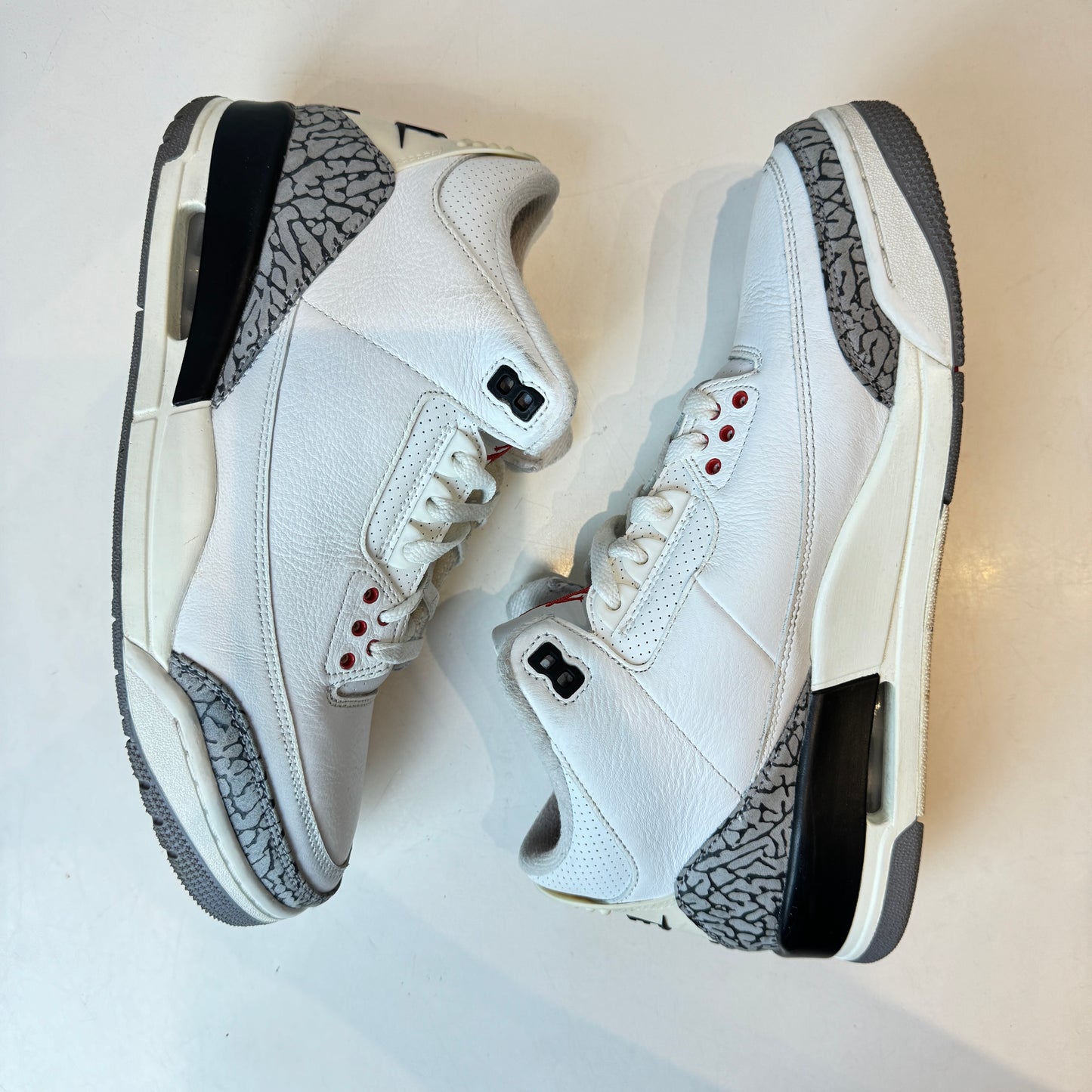 DN3707 100 Jordan 3 Retro White Cement Reimagined [USED] - 9.5 M (Used) (No Box)