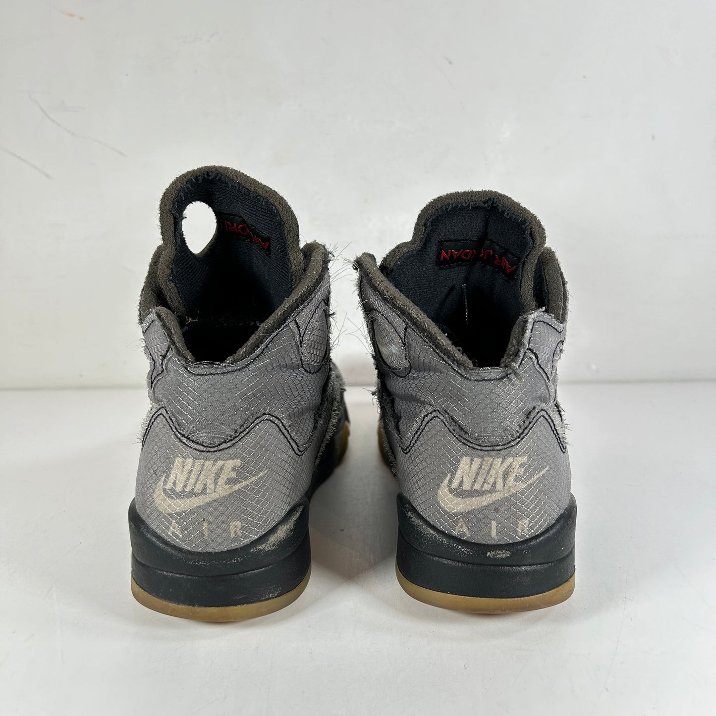 CT8480 001 Jordan 5 Off-White Black [USED] - 7.5 M (Used)