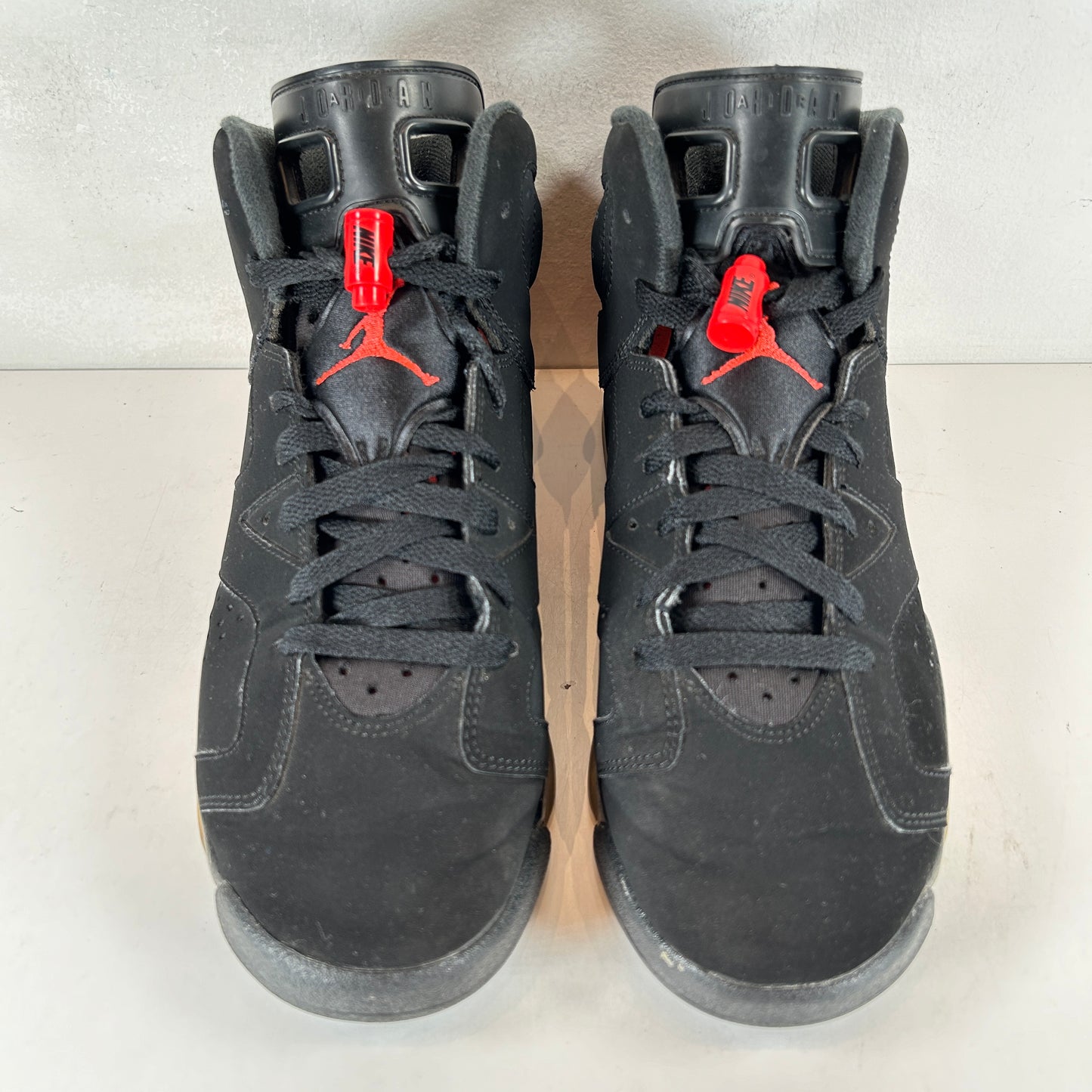 384665 060 Jordan 6 Black Infrared 2019 (GS) - 7 Y (Used)