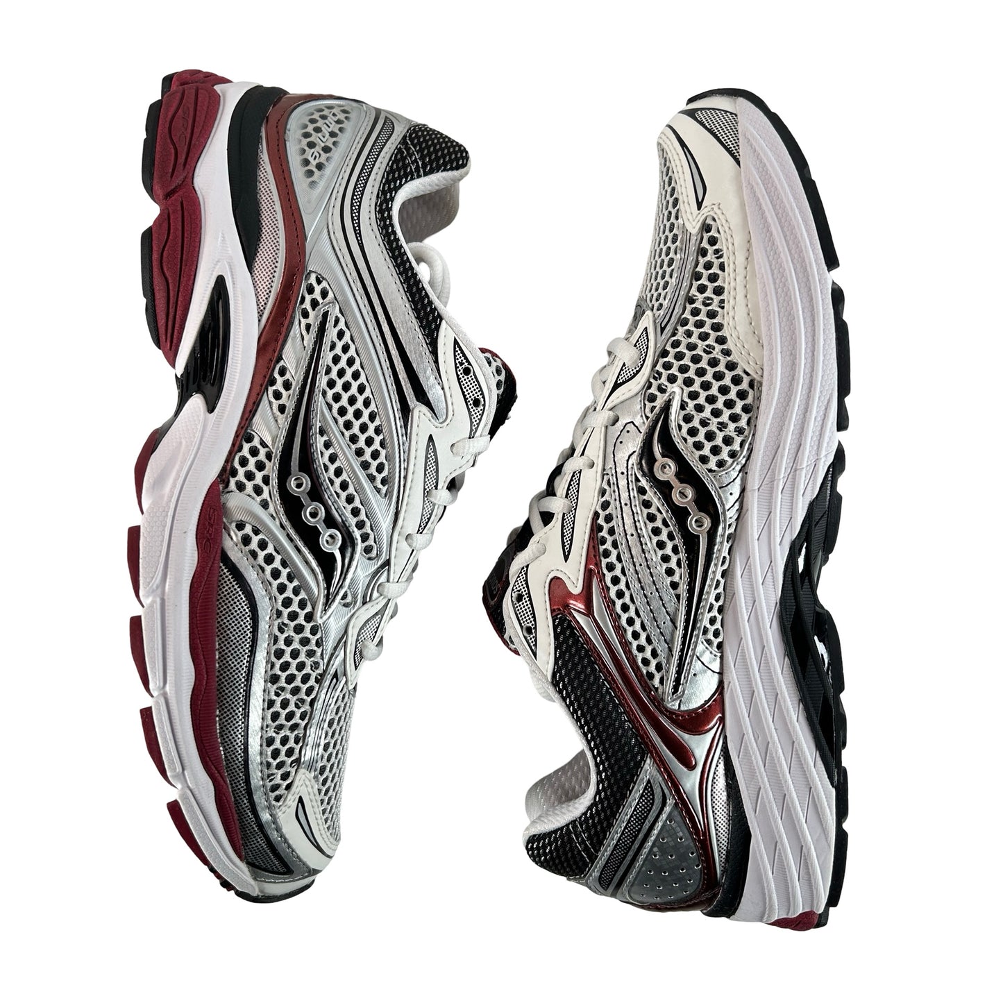 S70739-1 Saucony ProGrid Omni 9 OG White Silver Red [USED] - 11.5 M (Used)