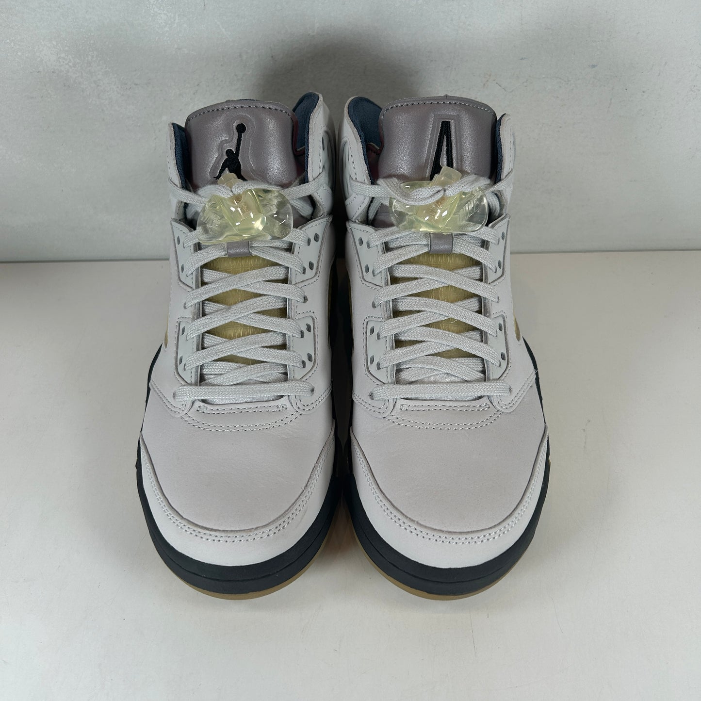 FZ5758 004 Jordan 5 Retro A Ma Maniere Dawn (Women's) [USED] - 6.5 W (Used)