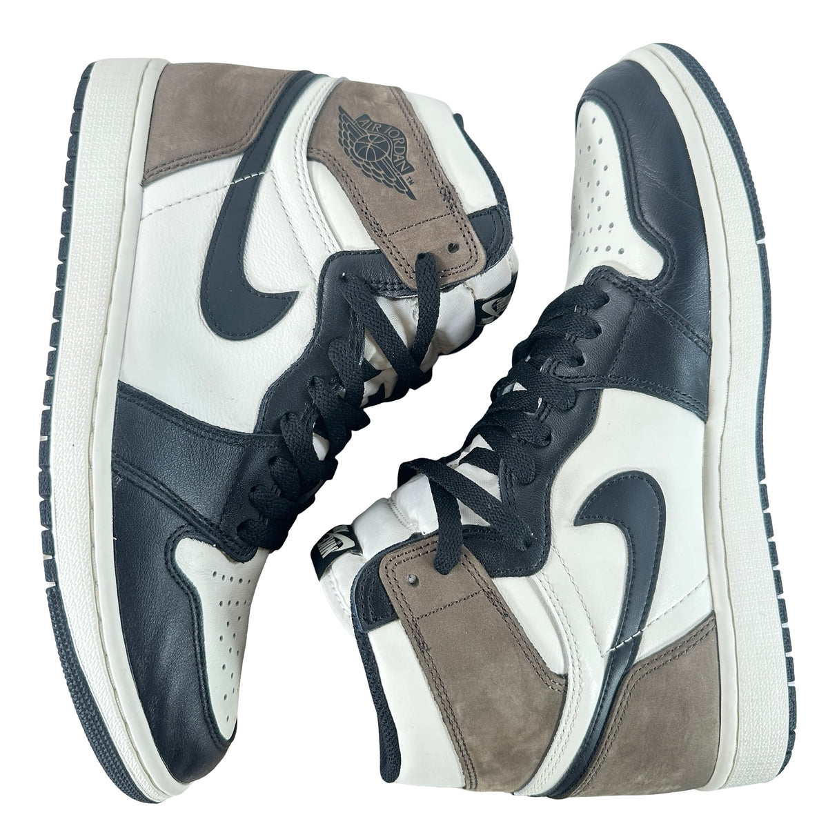 555088 105 Jordan 1 Mocha [USED] - 9.5 M (Used11)