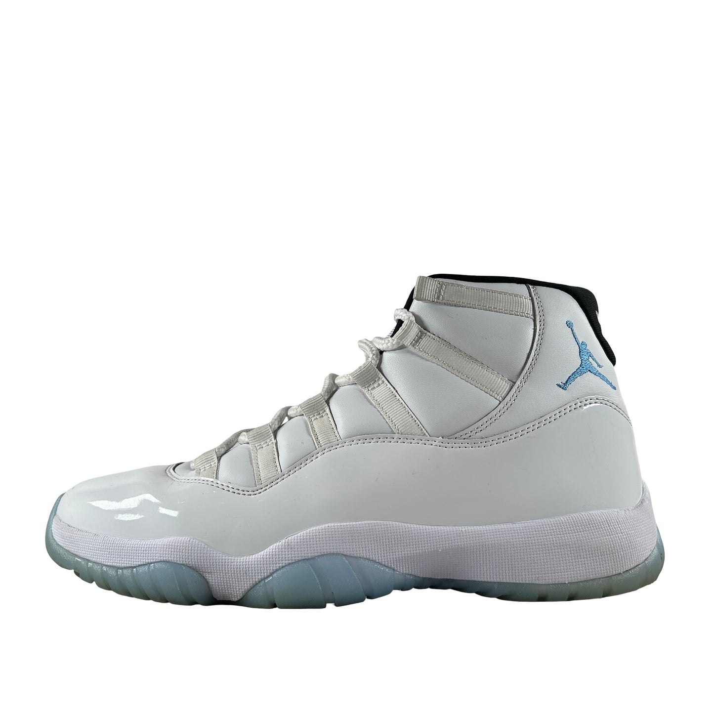 CT8012 104 Jordan 11 Retro Legend Blue (2024) [USED] - 9.5 M (Used) (No Box)