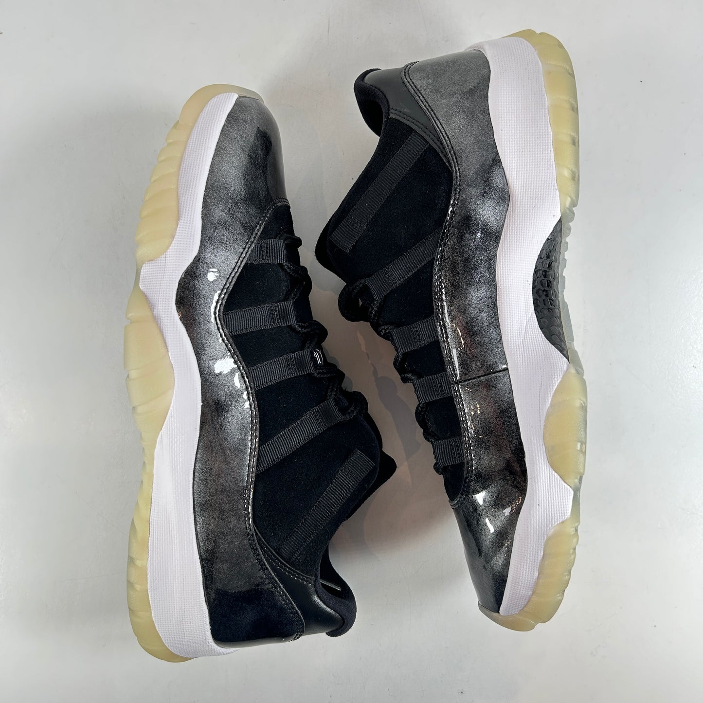 528895 010 Jordan 11 Retro Low Barons [USED] - 10.5 M (VNDS) (Replace Box)