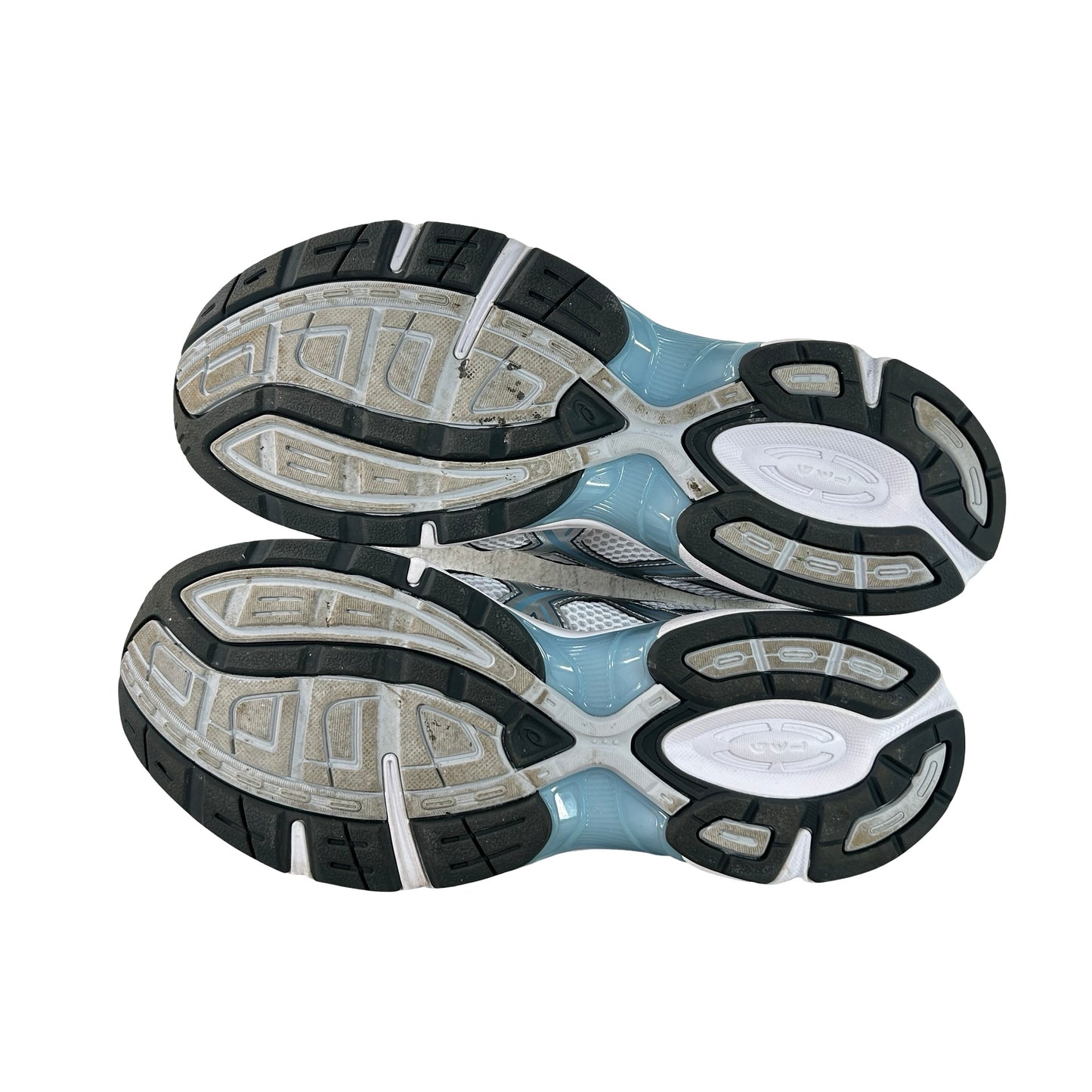 1201A256 116 ASICS Gel-1130 White Shark Skin [USED] - 11.5 M (Used)