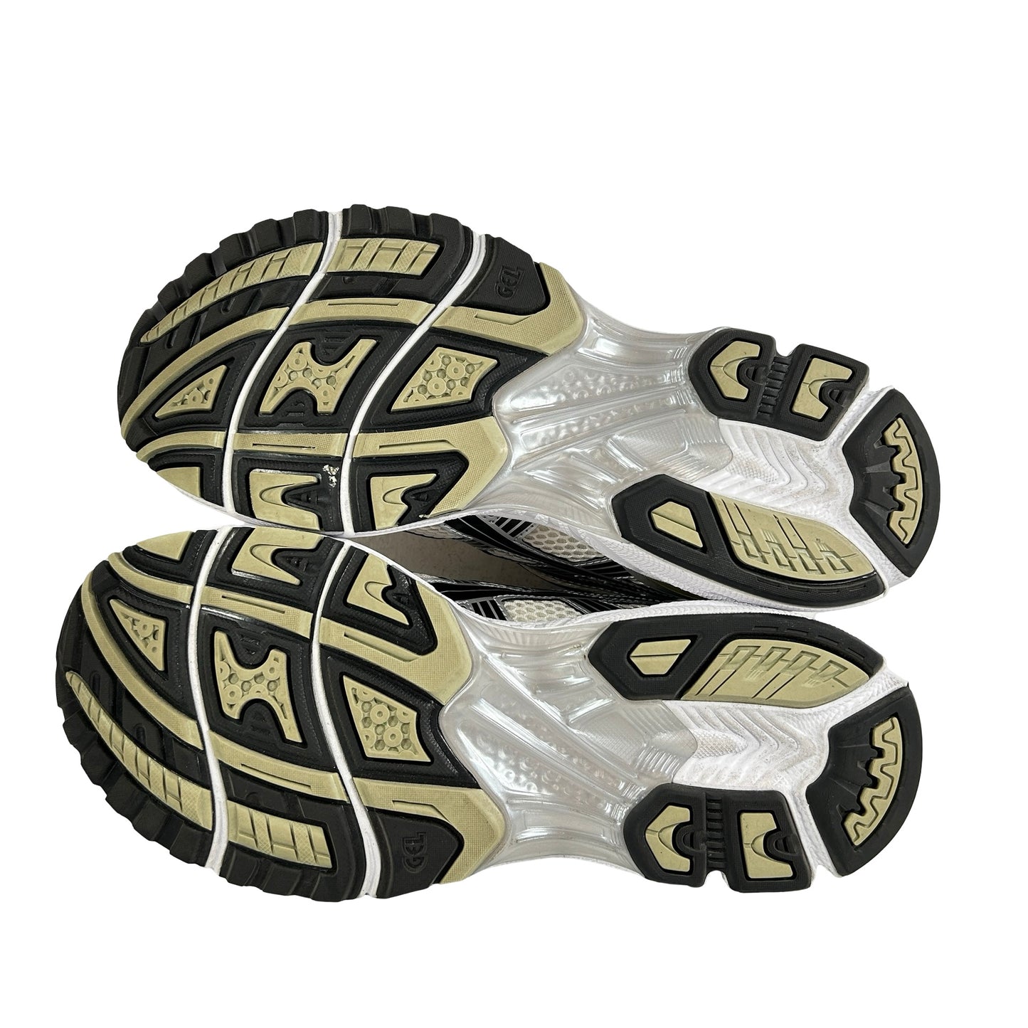 1203A537 200 ASICS Gel-Kayano 14 Birch Pure Silver [USED] - 9 M (Used)