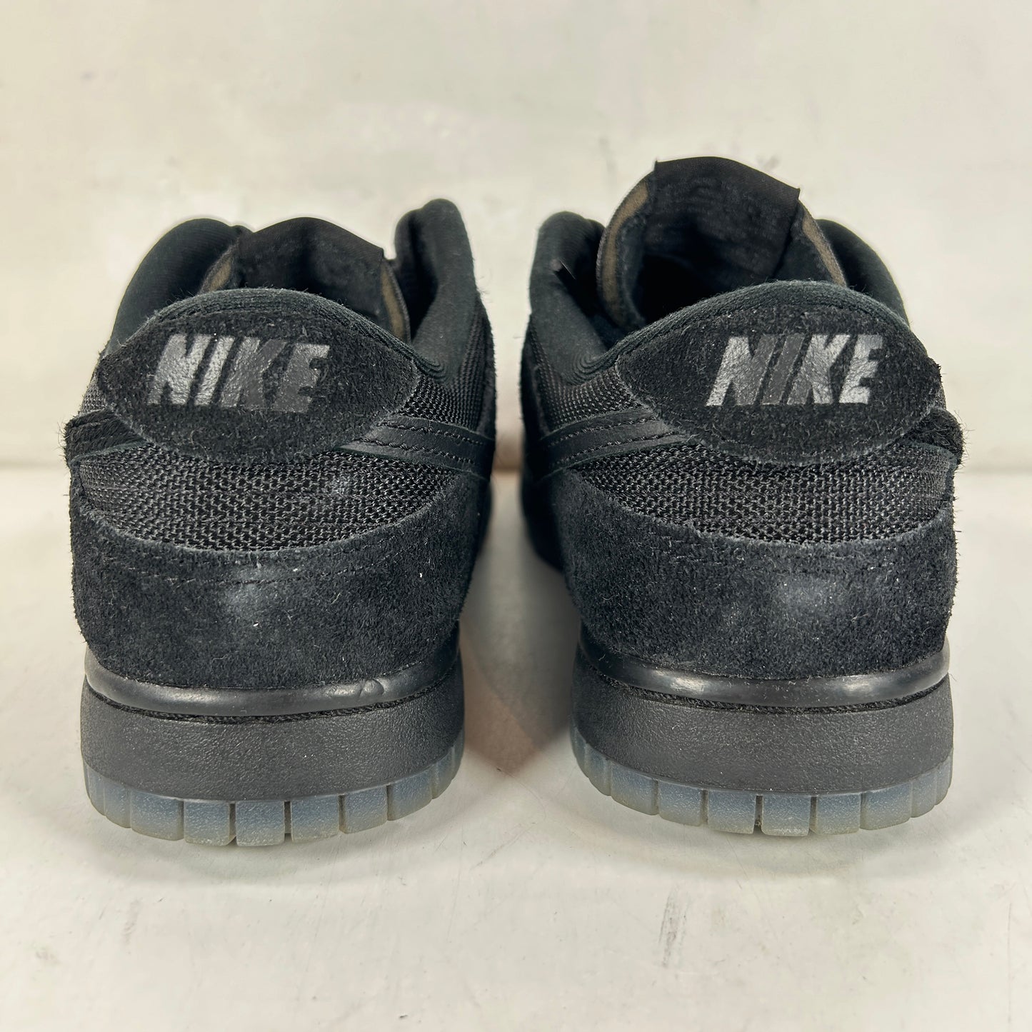 DO9329 001 Nike Dunk Low SP Undefeated 5 On It Black [USED] - 8 M (Used)