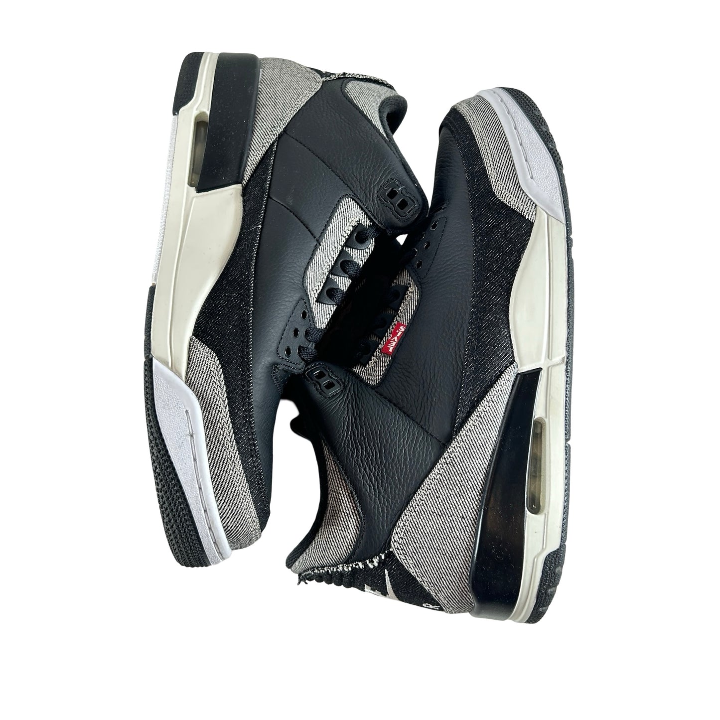 IR0914 400 Jordan 3 Retro Levi’s Black [USED] - 10.5 M (Used2)