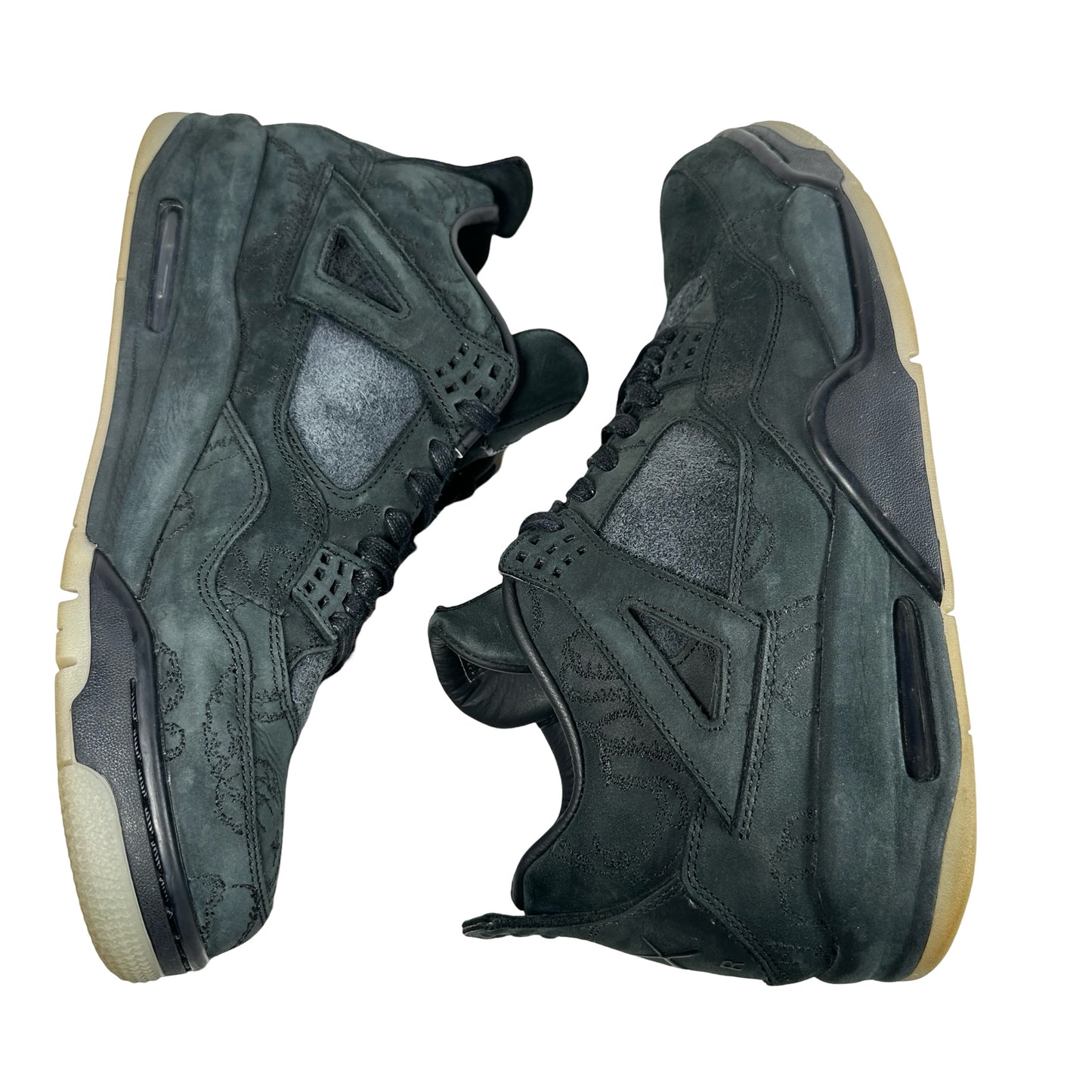 930155 001 Jordan 4 Kaws Negro