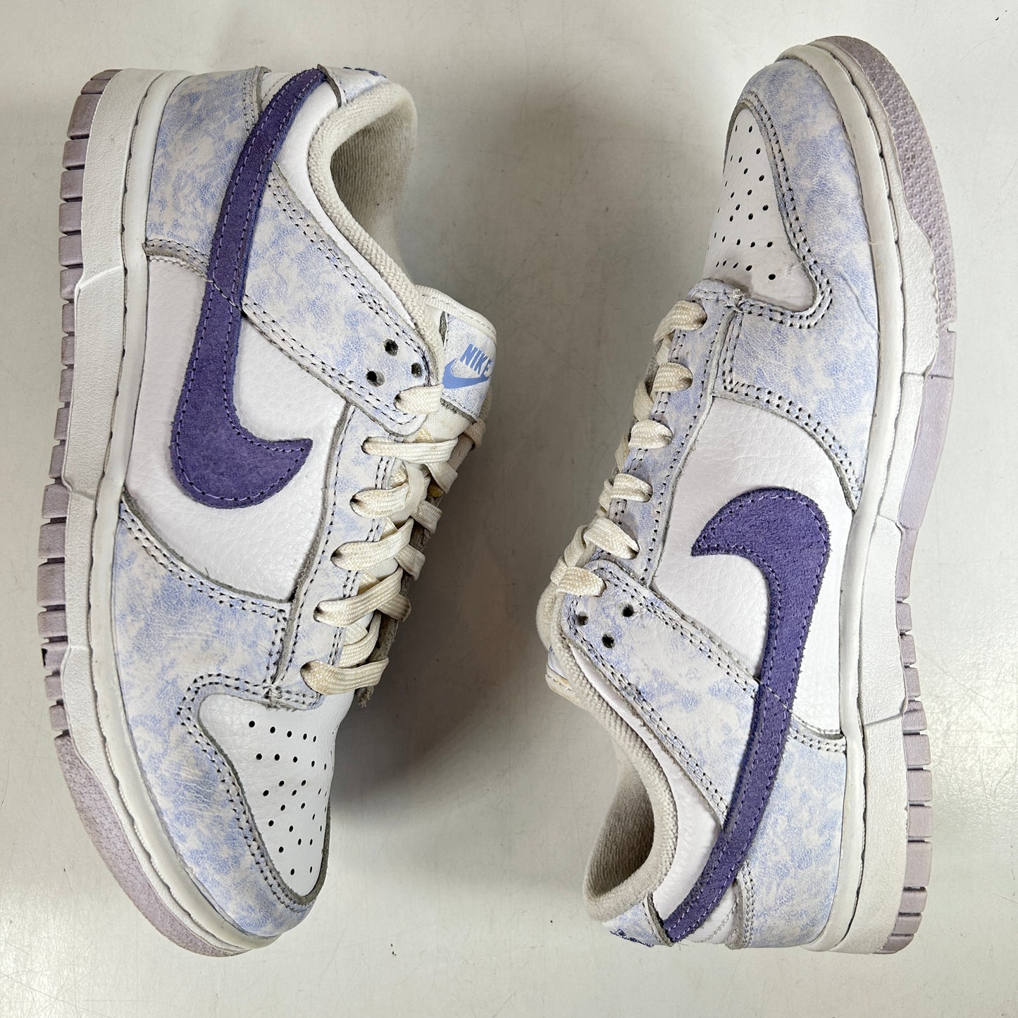 DM9467 500 Nike Dunk Low Purple Pulse (Women's) [USED] - 6 W (Used)