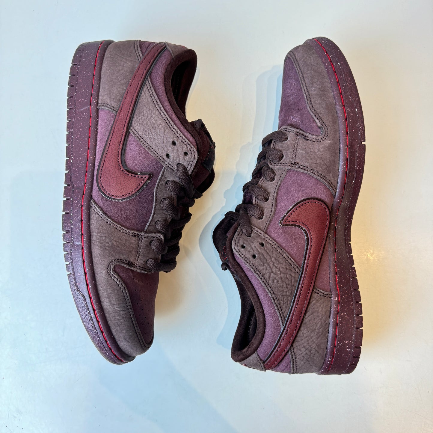 FN0619 600 Nike SB Dunk Low “City of Love” [USED] - 10 M (Used)