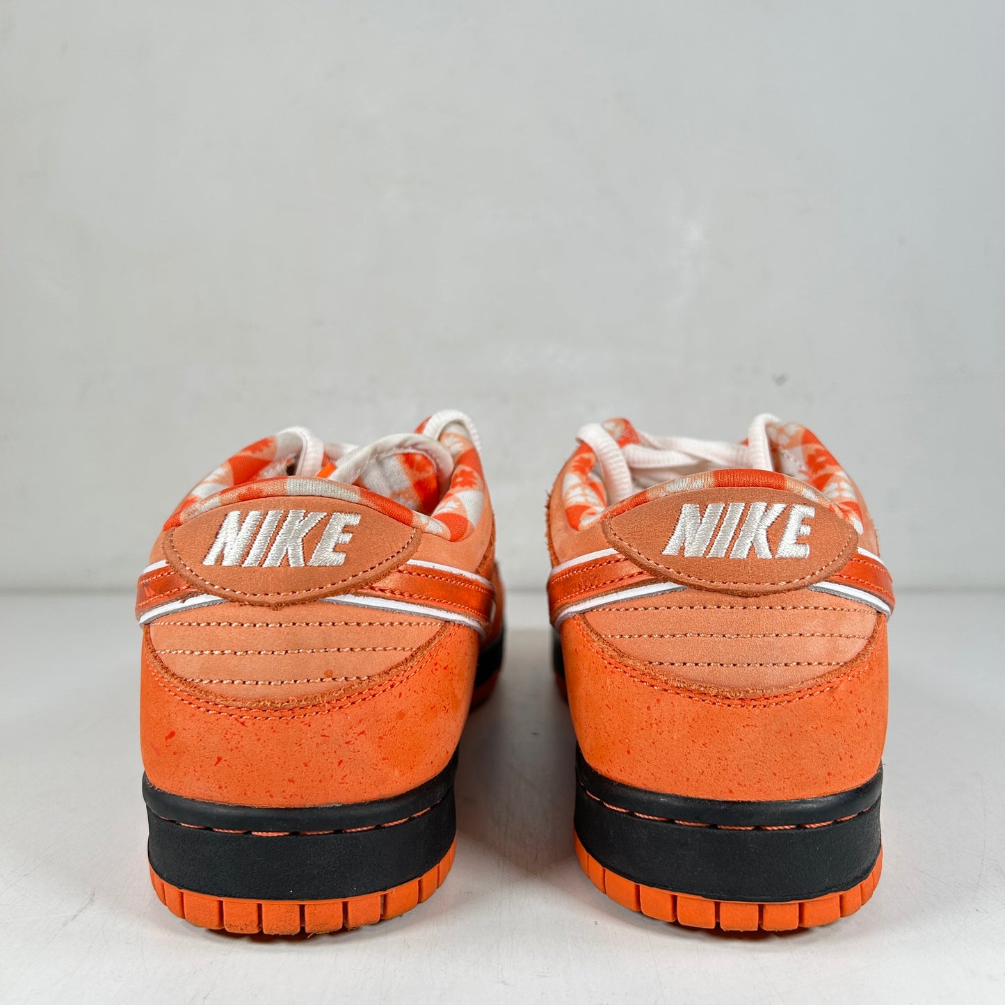 FD8776 800 Nike SB Dunk Low Concepts Orange Lobster [USED] - 8.5 M (Used)