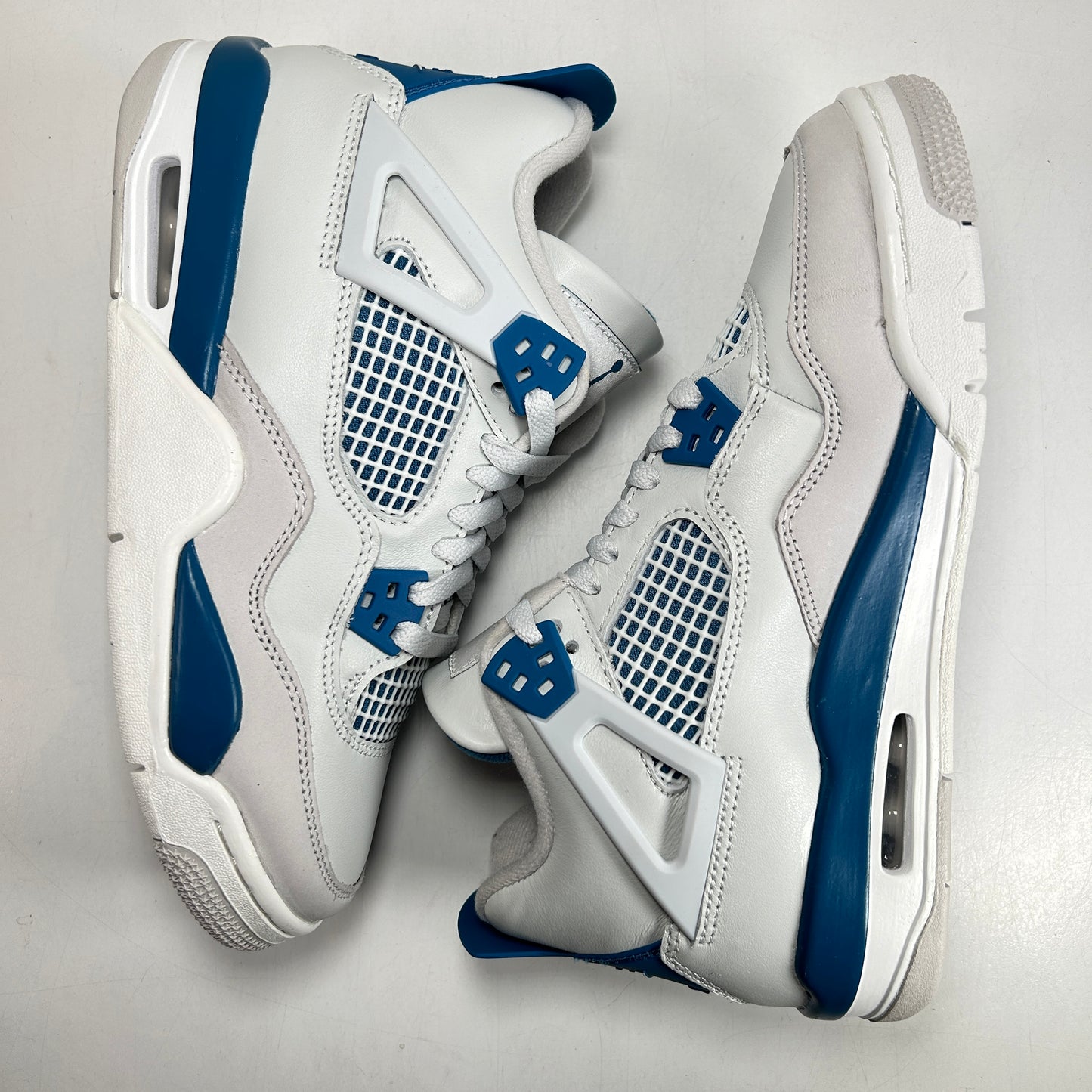 HF4281 141 Jordan 4 Retro Military Blue (2024) (GS) [CONDITIONAL] - 6.5 Y (Defect)