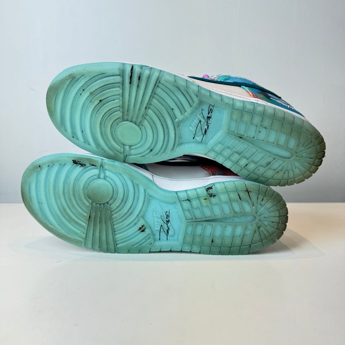 HF6061 400 Nike SB Dunk Low Futura Laboratories Bleached Aqua [USED] - 10.5 M (Used)