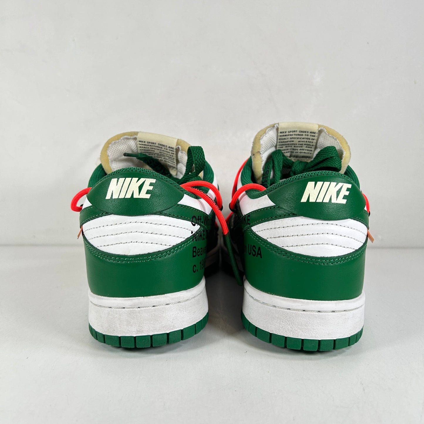 CT0856 100 Nike Dunk Low Blanco roto Verde