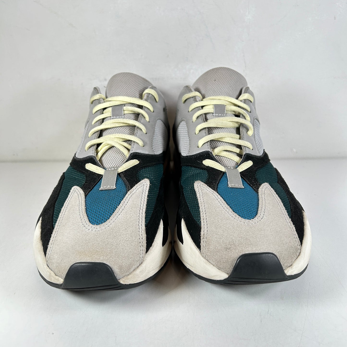 B75571 Yeezy 700 Wave Runner [USED] - 12.5 M (Used) (No Box)