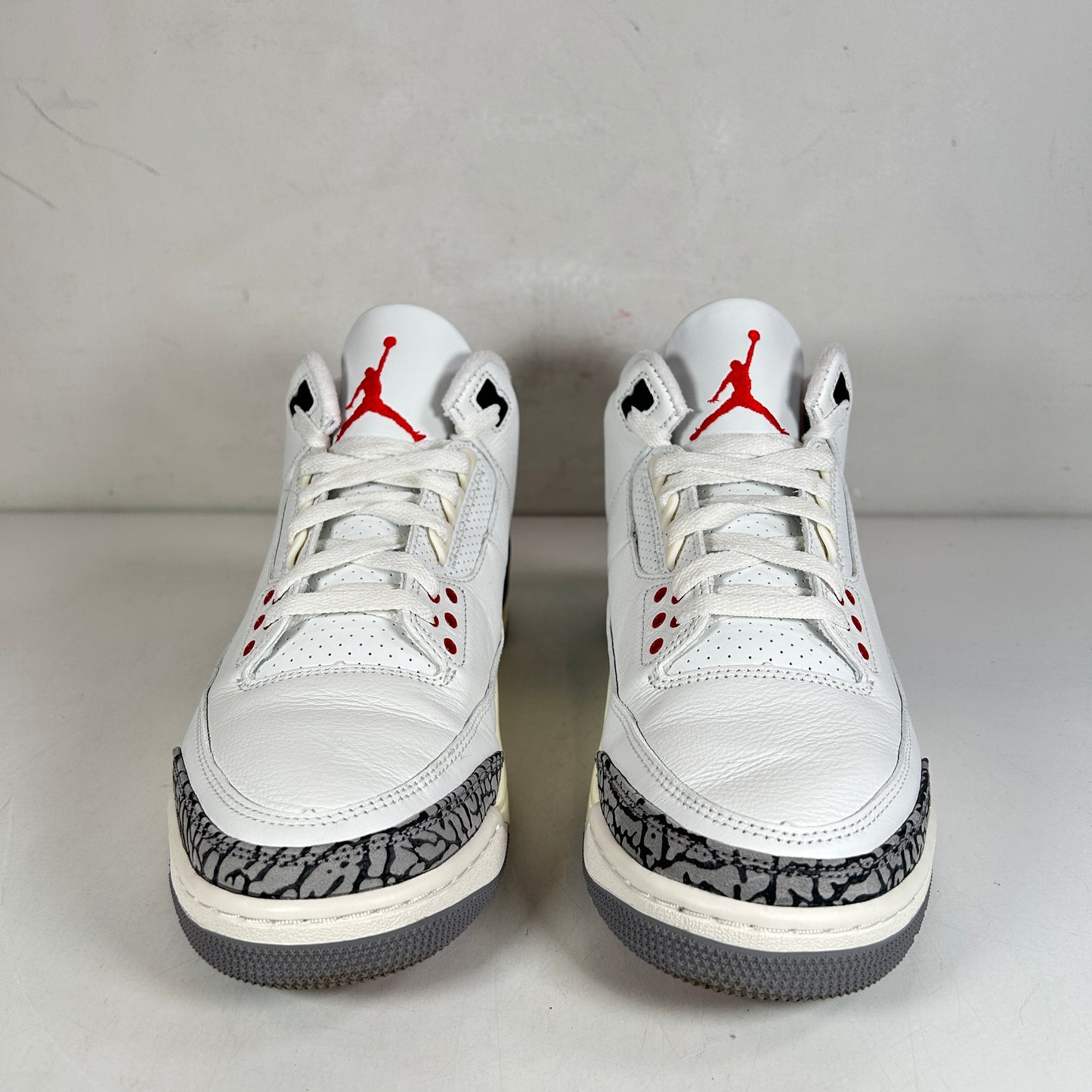 DN3707 100 Jordan 3 Retro White Cement Reimagined [USED] - 9 M (VNDS2)