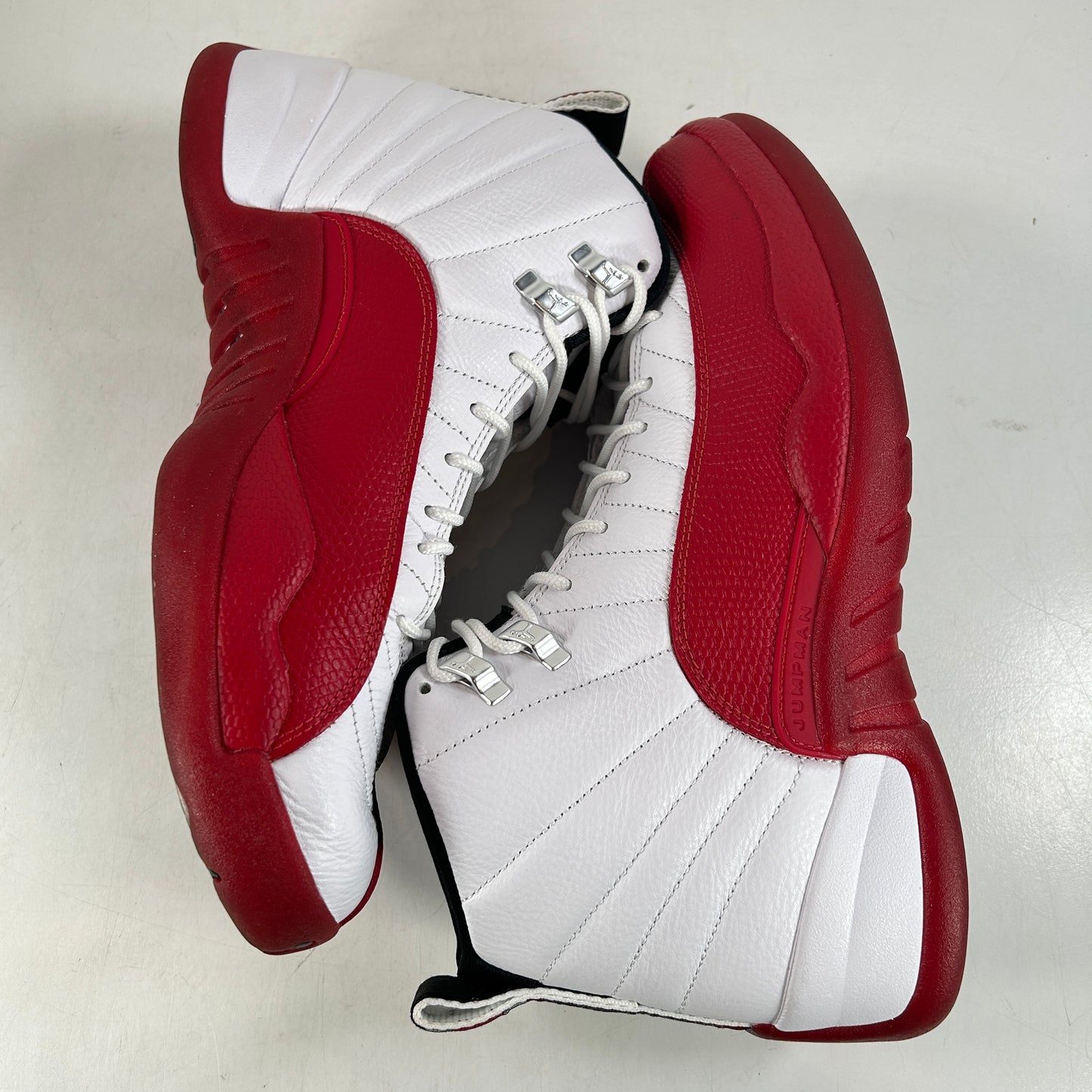 CT8013 116 Jordan 12 Retro Cherry (2023) [USED] - 12 M (Used2)