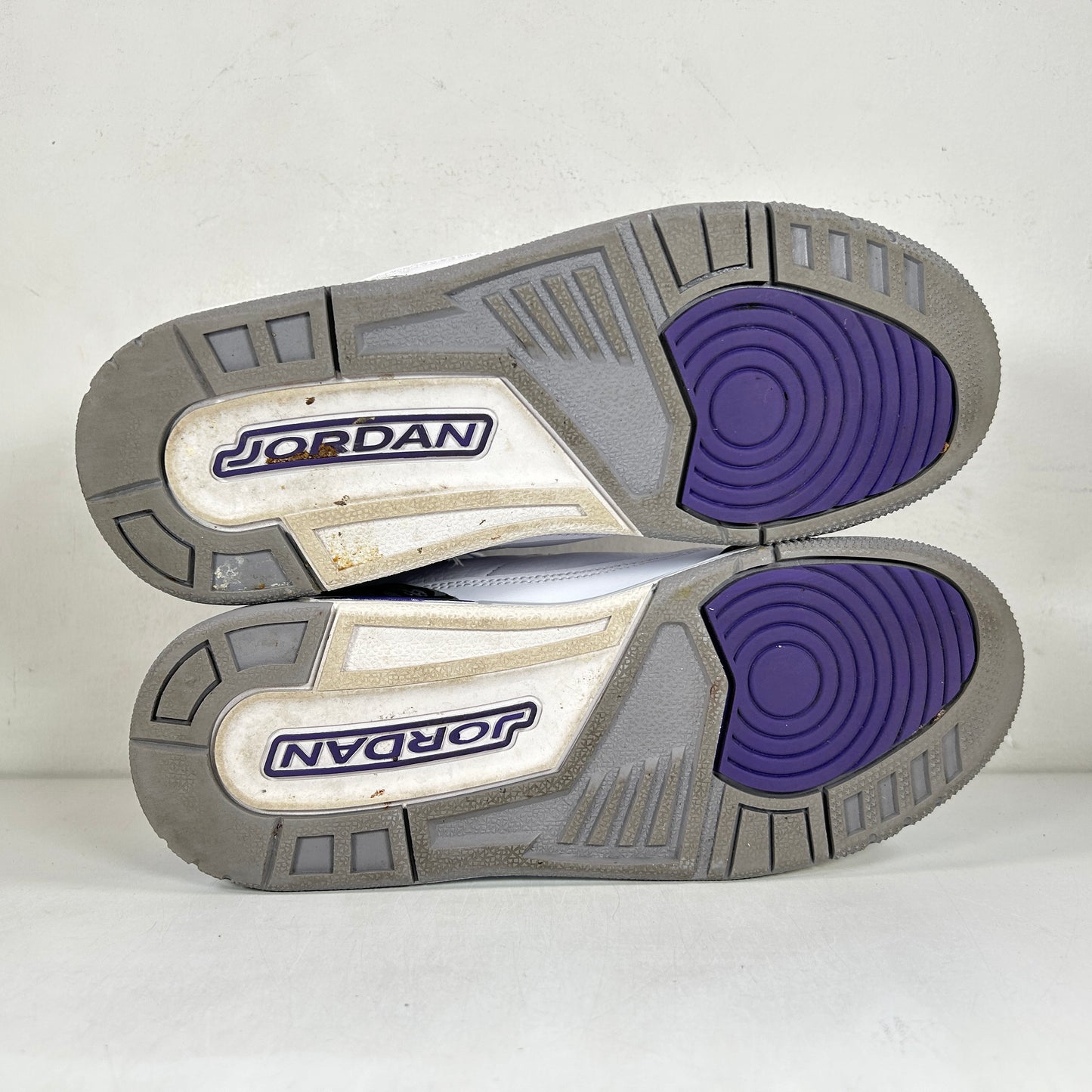 DM0967 105 Jordan 3 Retro Dark Iris (GS) [USED] - 5.5 Y (Used2)