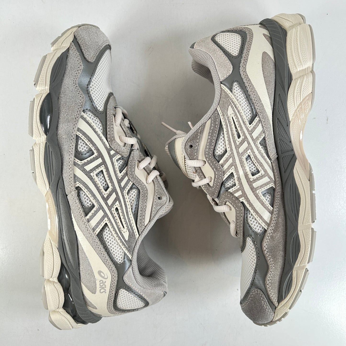1201A789 103 ASICS Gel-NYC Oyster Grey [USED] - 9.5 M (Used)
