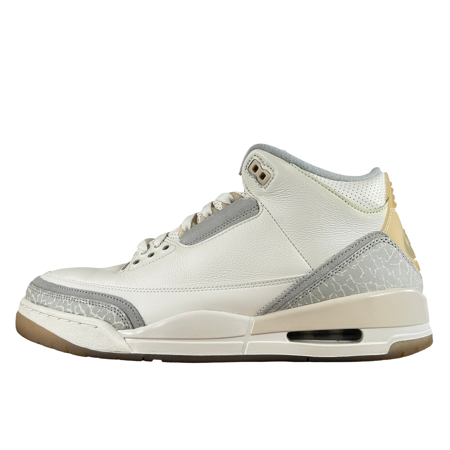 FJ9479 100 Jordan 3 Retro Craft Ivory [USED] - 13 M (Used)