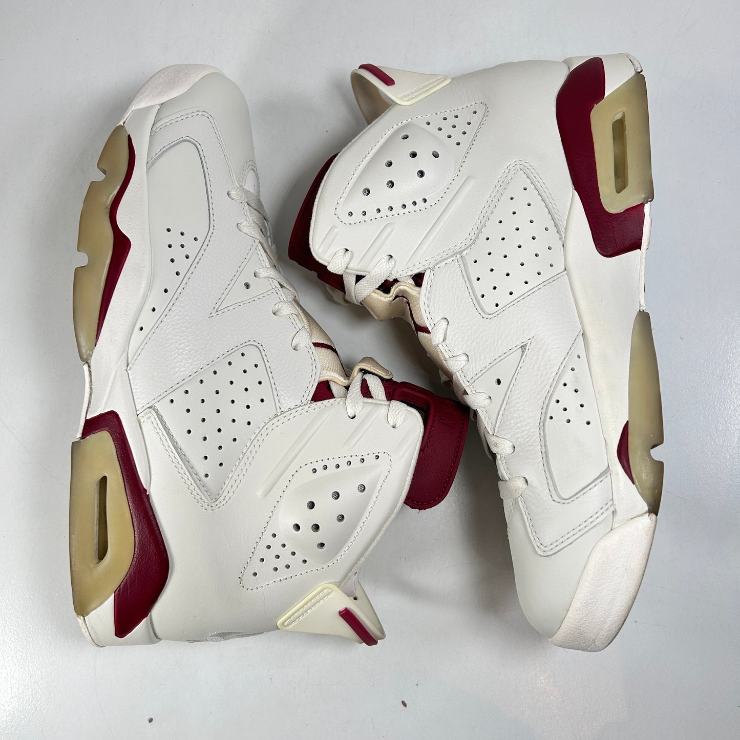 384664 116 Jordan 6 Maroon [USED] - 10 M (Used)
