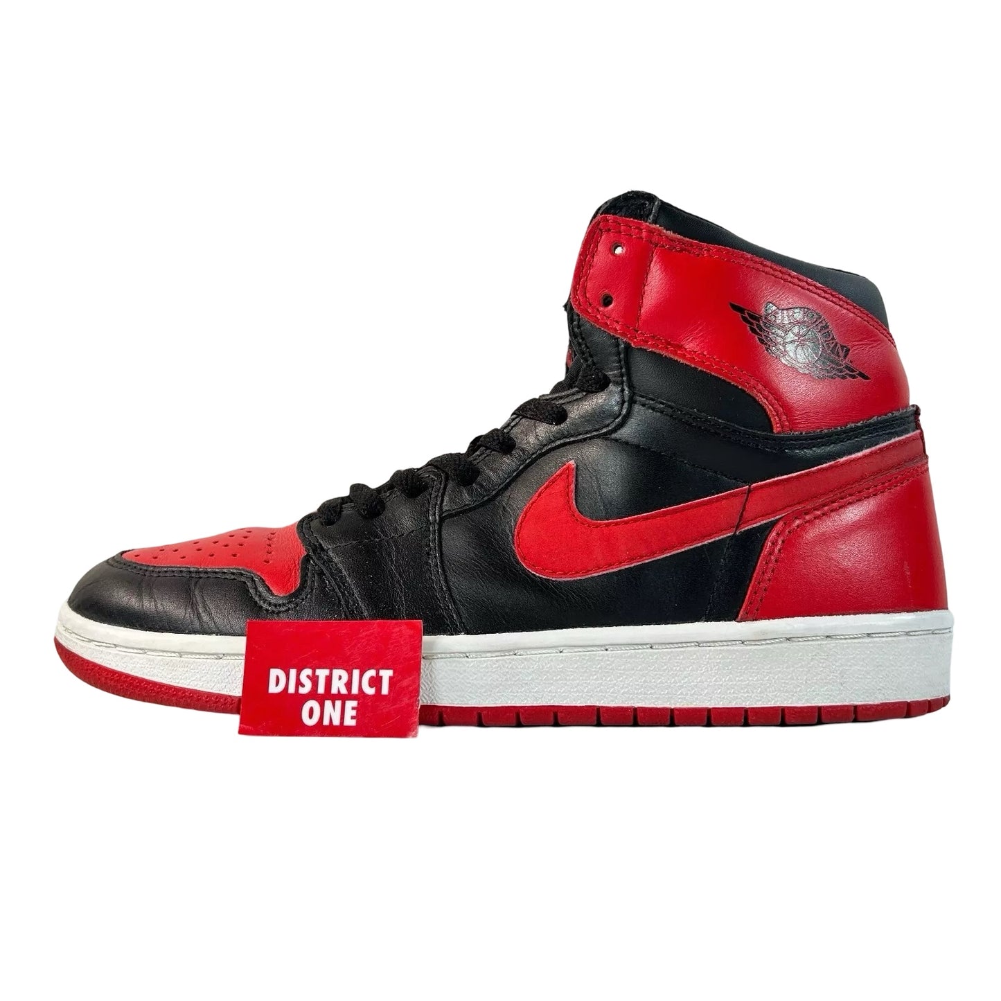 136066 061 Jordan 1 Retro Bred (2001) [USED] - 9 M (Used) (Slight Sole Separation)