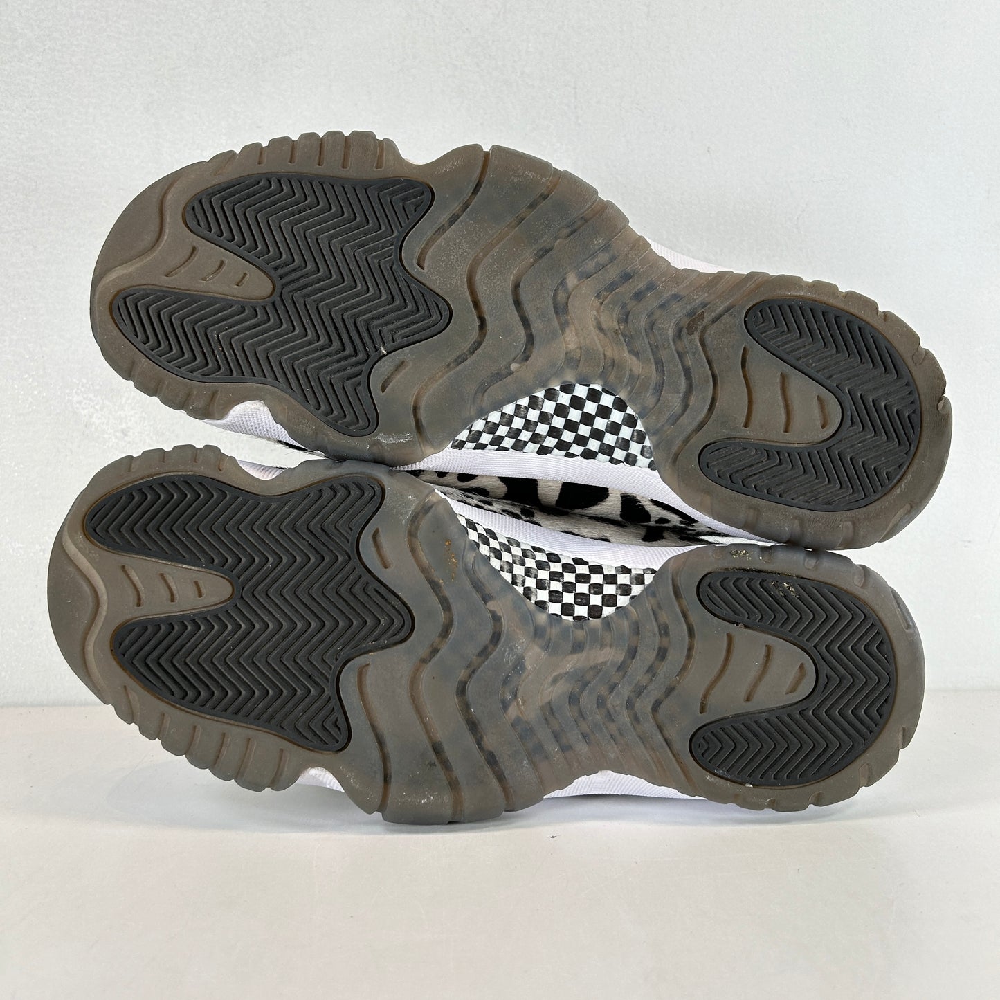 AR0715 010 Jordan 11 Retro Animal Instinct (W) [USED] - 10 W (Used)
