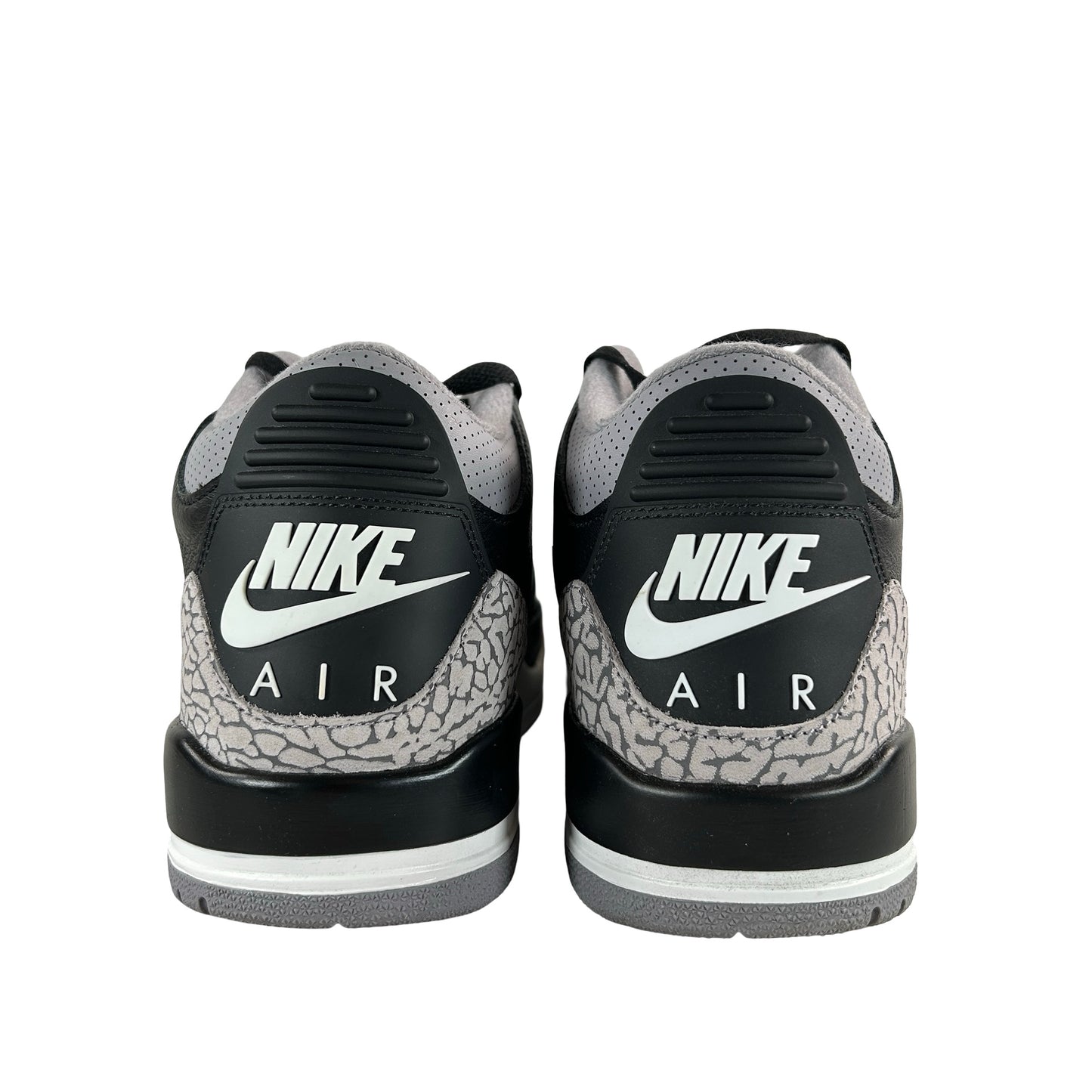 DN3707 010 Jordan 3 Retro OG Black Cement (2024) [USED] - 10.5 M (Used16)