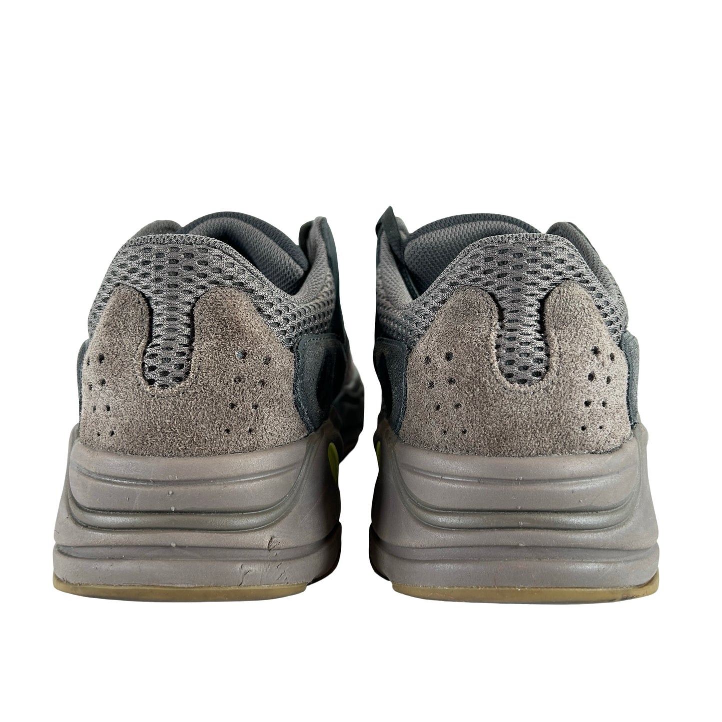 EE9614 Yeezy Boost 700 Mauve [USED] - 9 M (Used3)