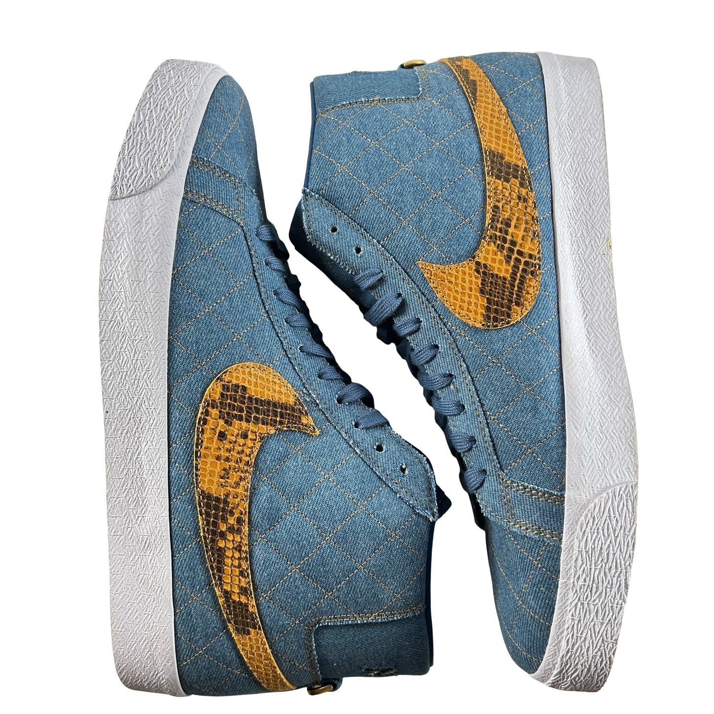DX8421 400 Nike SB Blazer Mid QS Supreme Denim [USED] - 13 M (Used)