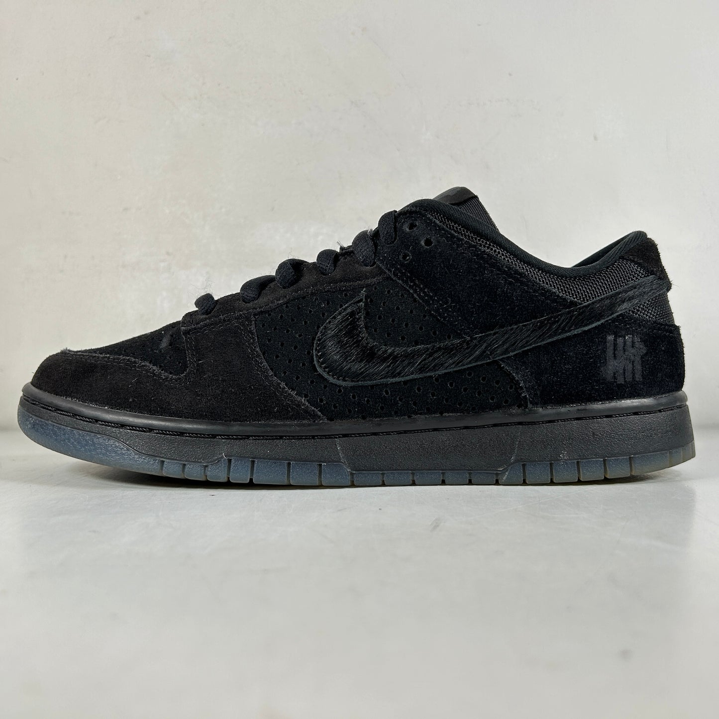 DO9329 001 Nike Dunk Low SP Undefeated 5 On It Black [USED] - 10 M (Used)