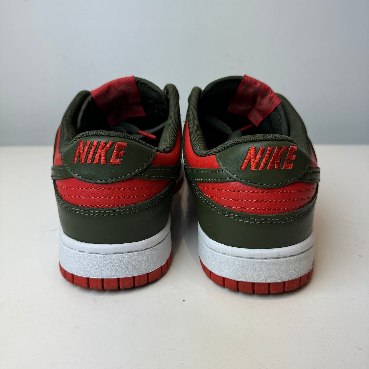 DV0833 600 Nike Dunk Low Mystic Red Cargo Khaki [USED] - 10.5 M (Used) (No Box)