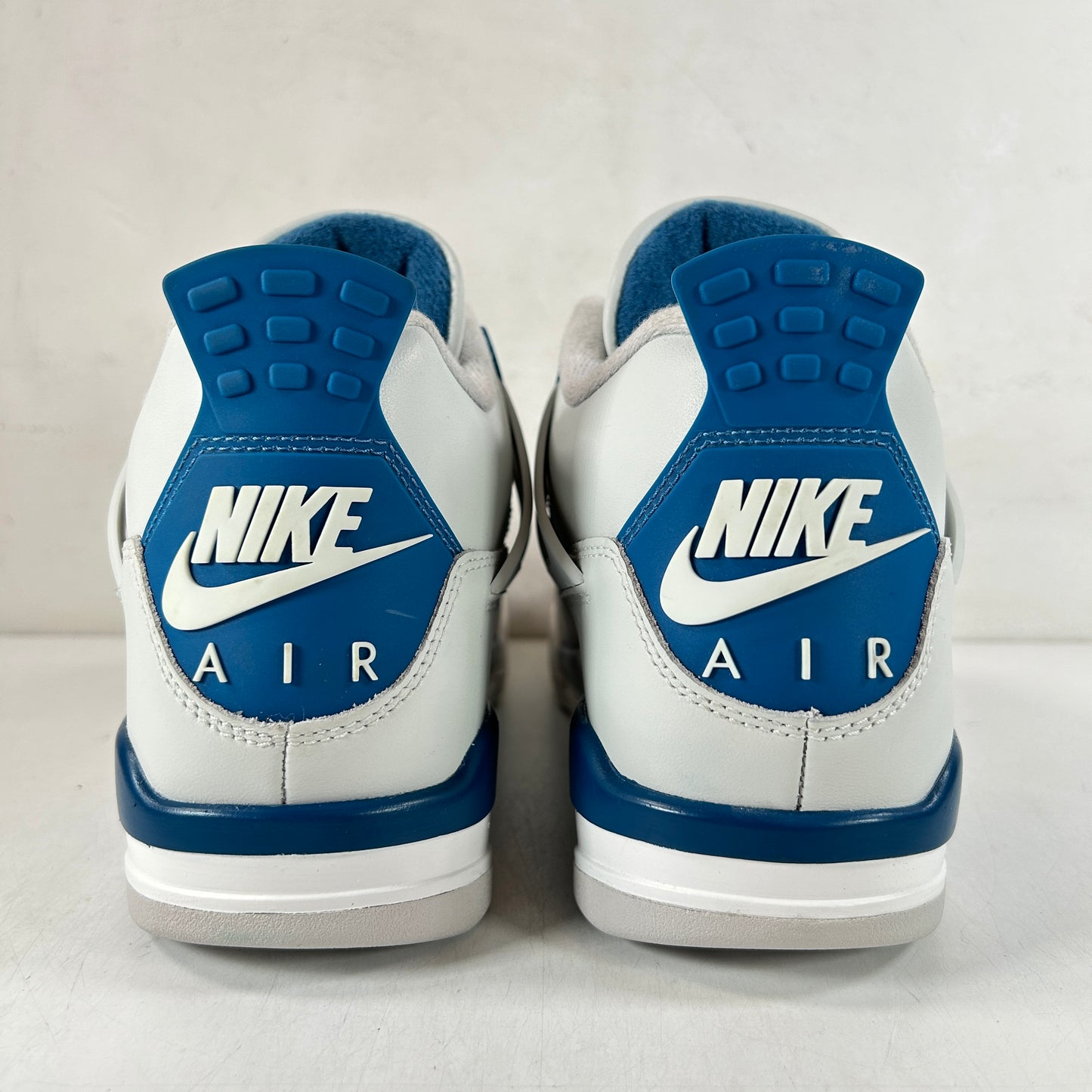 FV5029 141 Jordan 4 Retro Military Blue (2024) [USED] - 8.5 M (Used2)