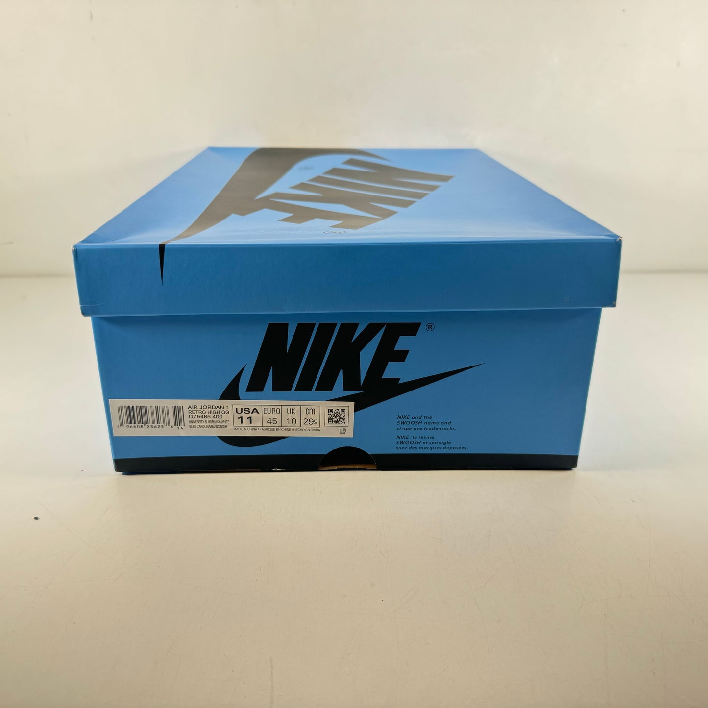 DZ5485 400 Jordan 1 Retro High OG UNC Toe [USED] - 11 M (Used)