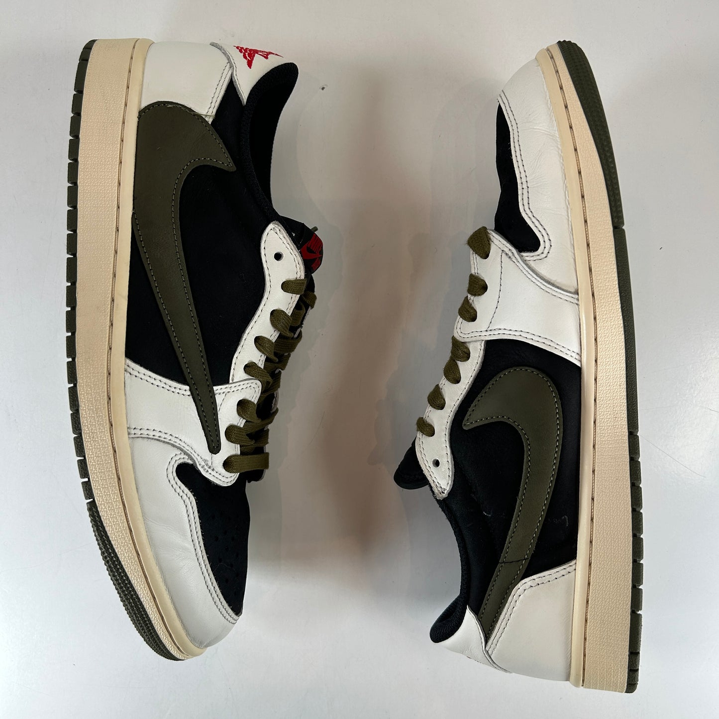 DZ4137 106 Jordan 1 Retro Low OG SP Travis Scott Olive (W) [USED] - 13 W (Used)