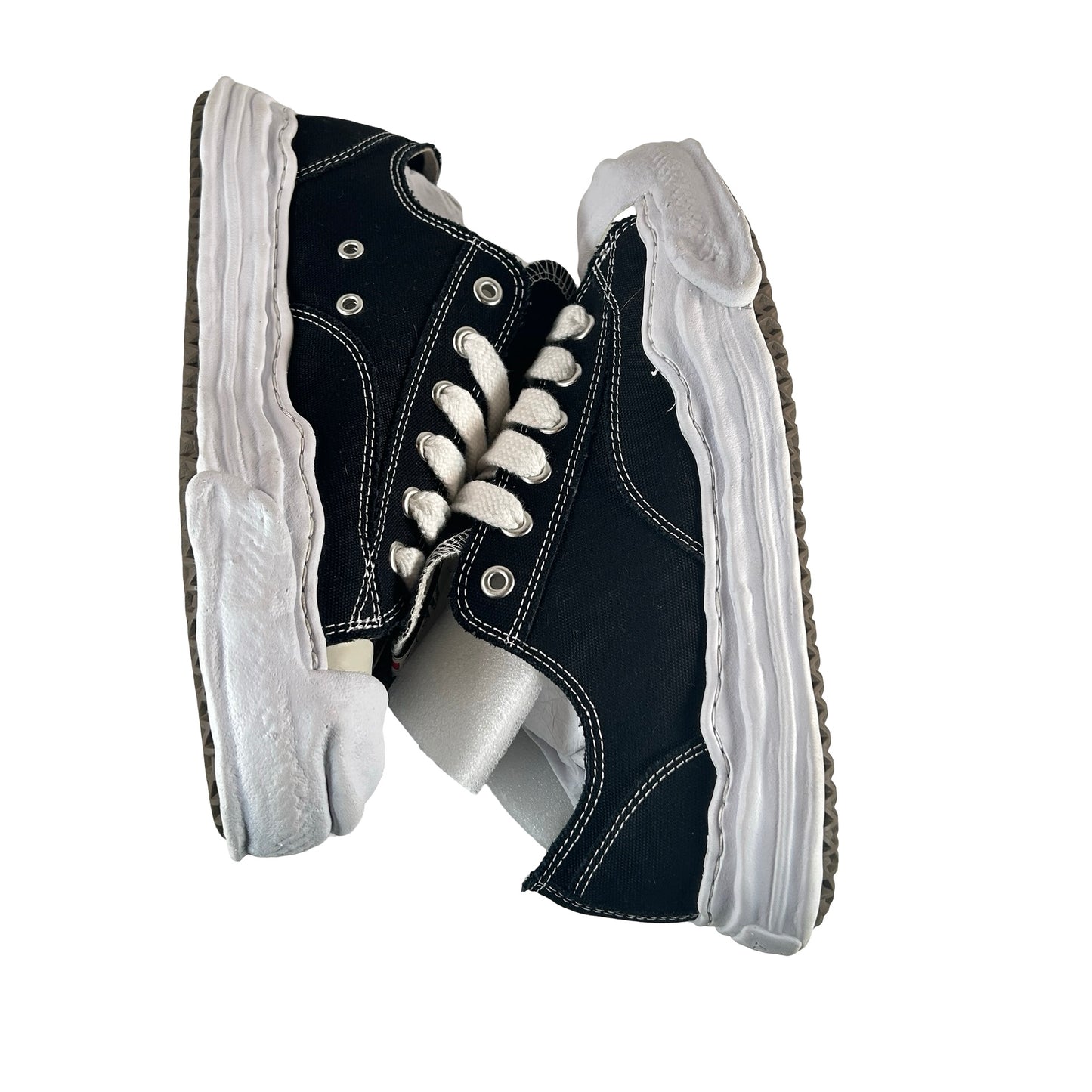 A05FW702 Maison Mihara Yasuhiro Hank OG Sole Canvas Low Black [USED] - 45 EU (Used)