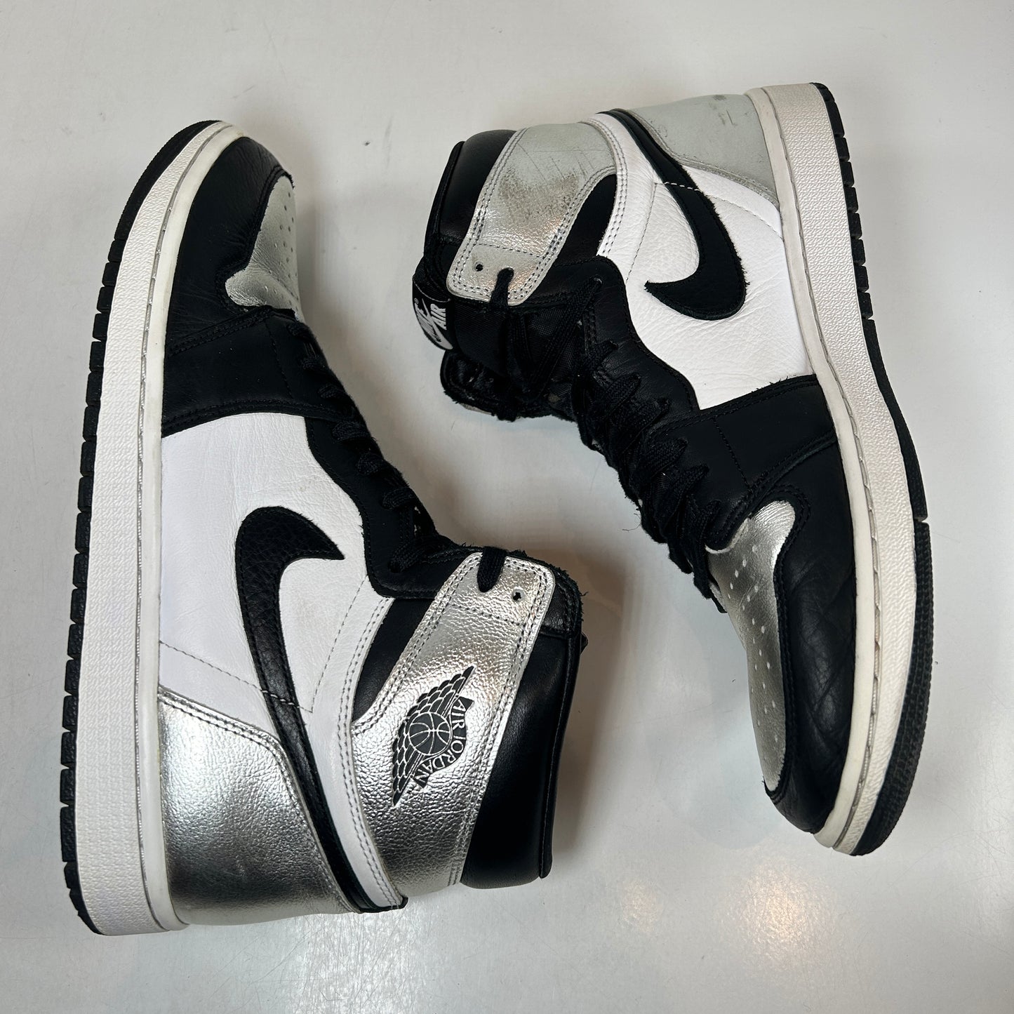 CD0461 001 Jordan 1 Retro High Silver Toe (Women's) [USED] - 12 W (Used3)