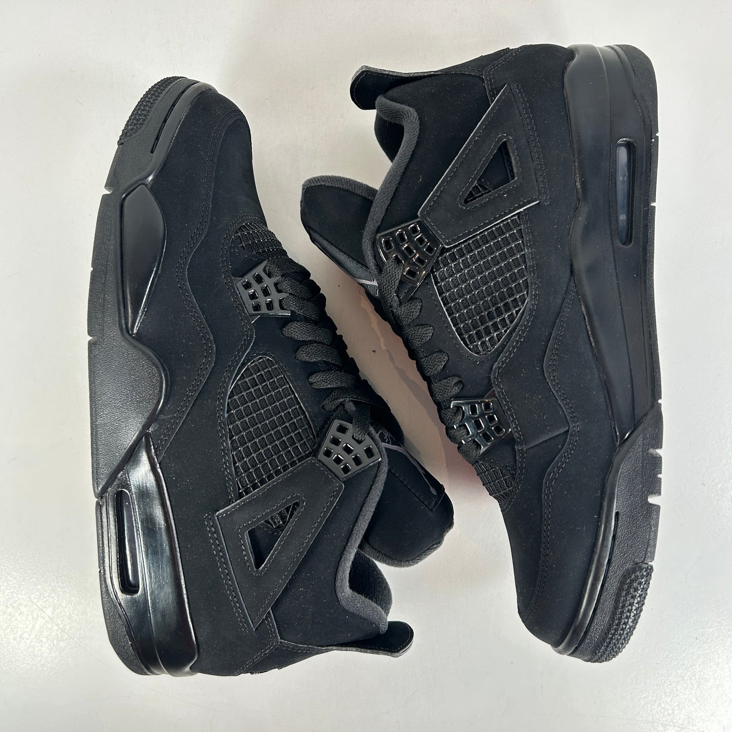 CU1110 010 Jordan 4 Gato Negro 2020