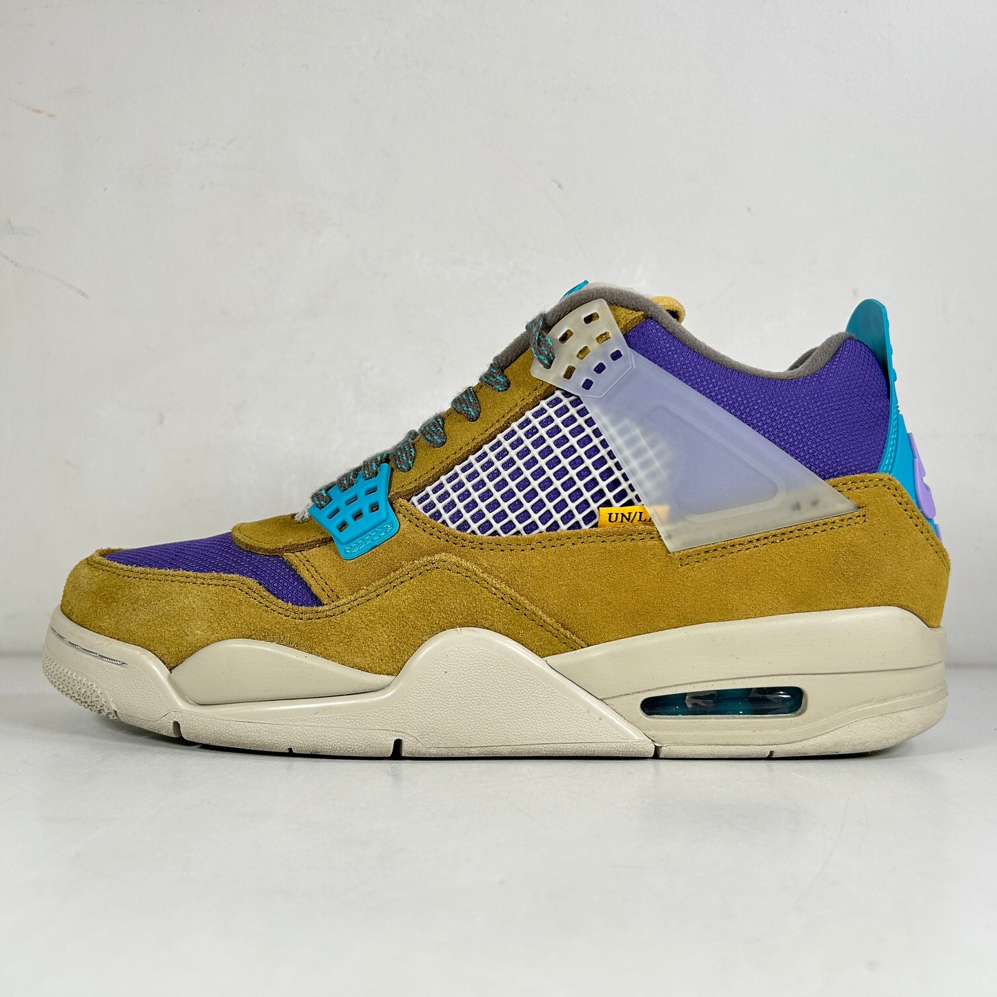 DJ5718 300 Jordan 4 Union Desert Moss [USED] - 10.5 M (Used)