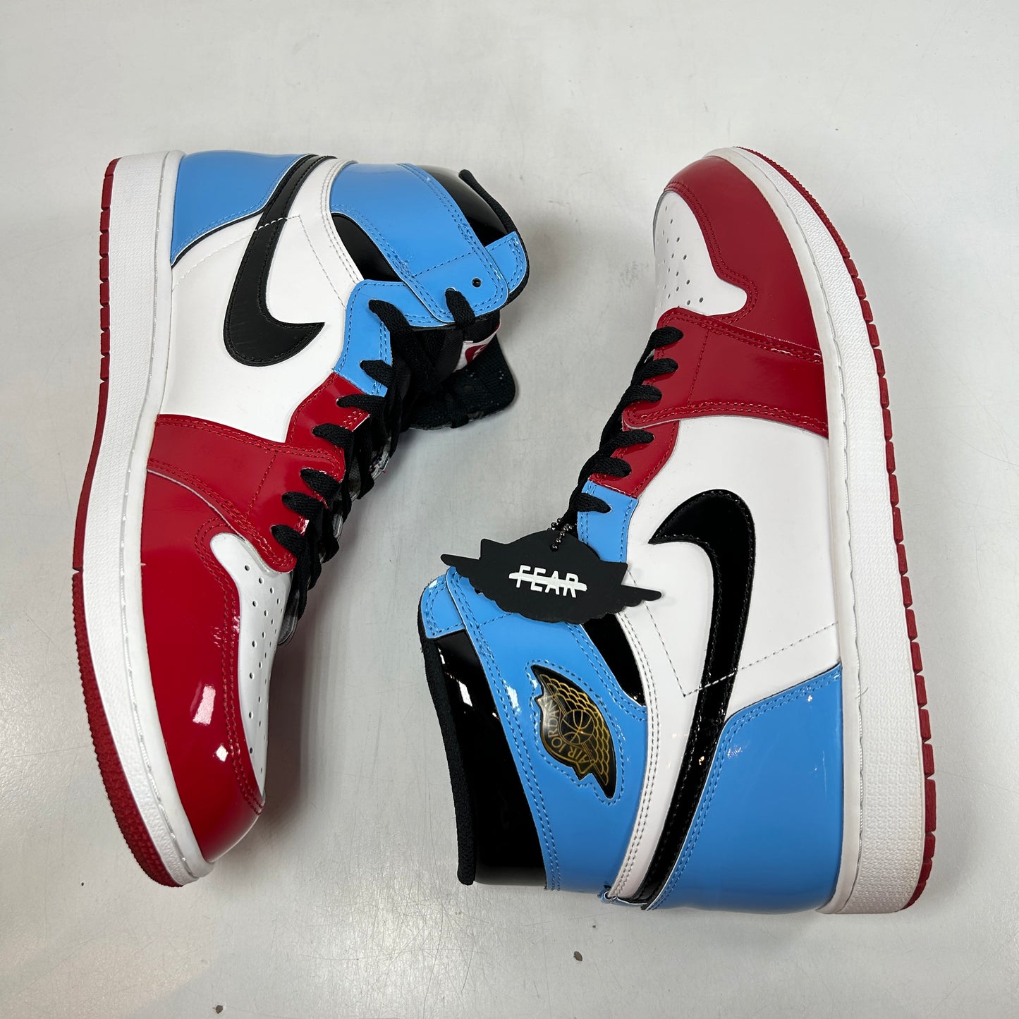 CK5666 100 Jordan 1 Retro High Fearless UNC Chicago [USED] - 13 M (Used)