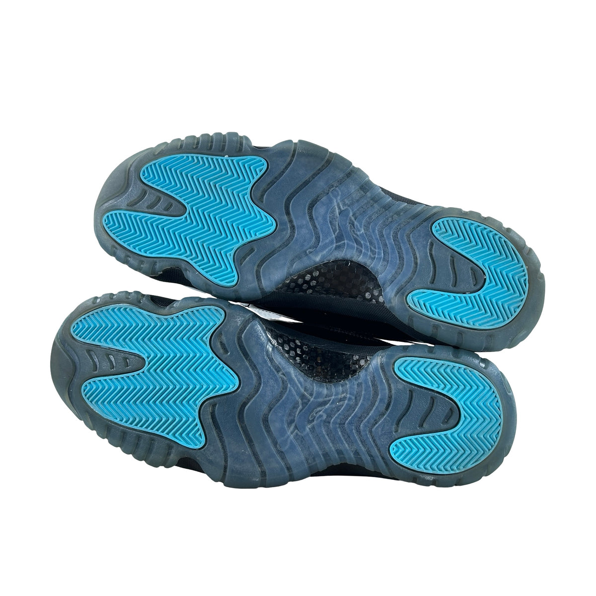 378037 006 Jordan 11 Retro Gamma Blue (2013) [USED] - 12 M (Used3)